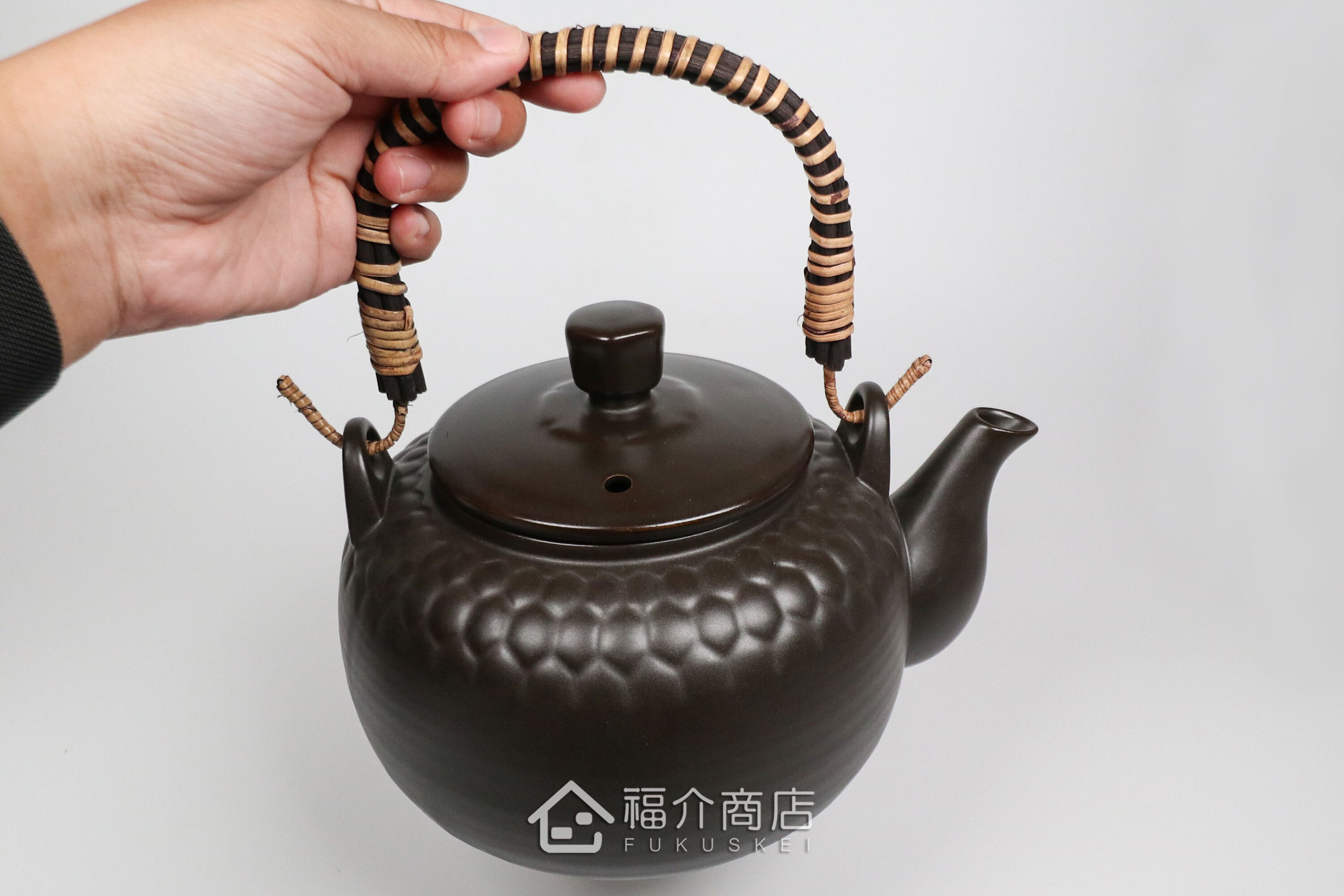 泡茶或煎藥用的藤蔓編織手柄耐熱陶壺