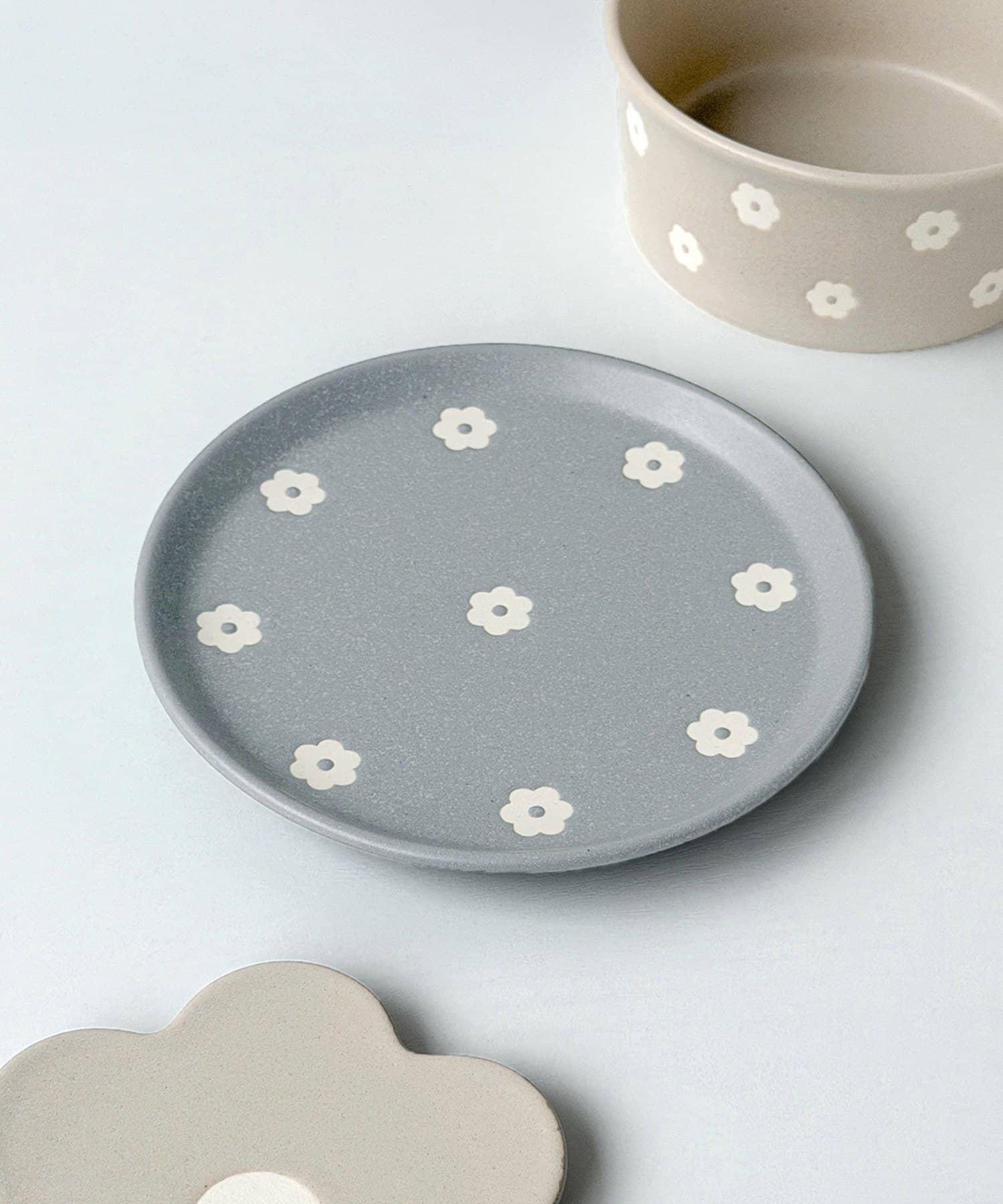 【 10/6收單 】日本 3COINS 花卉圖案餐盤16cm