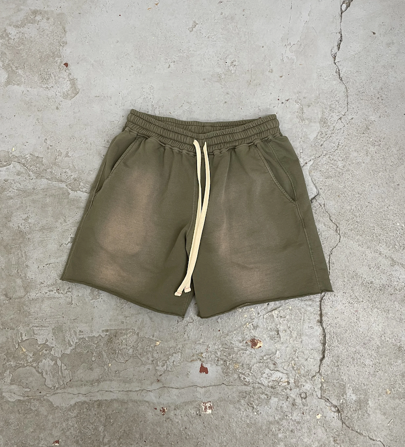 MOOJIMOOJI - CLASSIC SWEAT SHORTS - AGED OLIVE