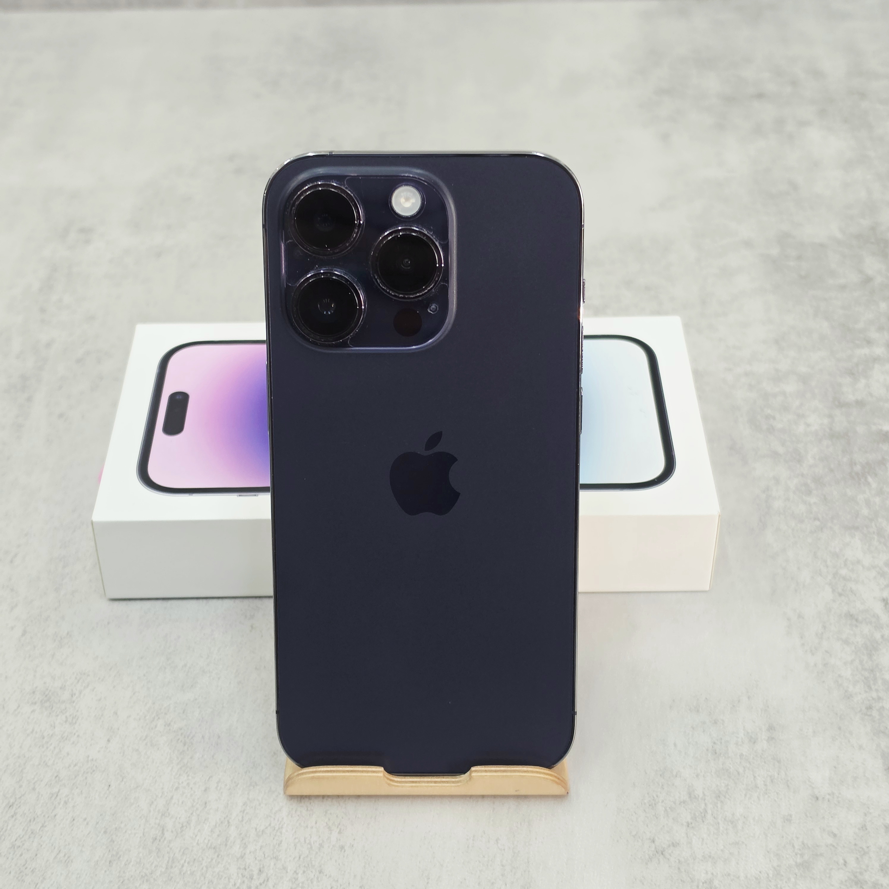 二手 iPhone｜iPhone 14 Pro 256G  紫色