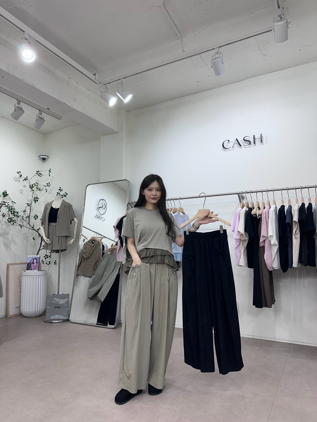 CA7208 蝴蝶結口袋寬鬆落地褲
