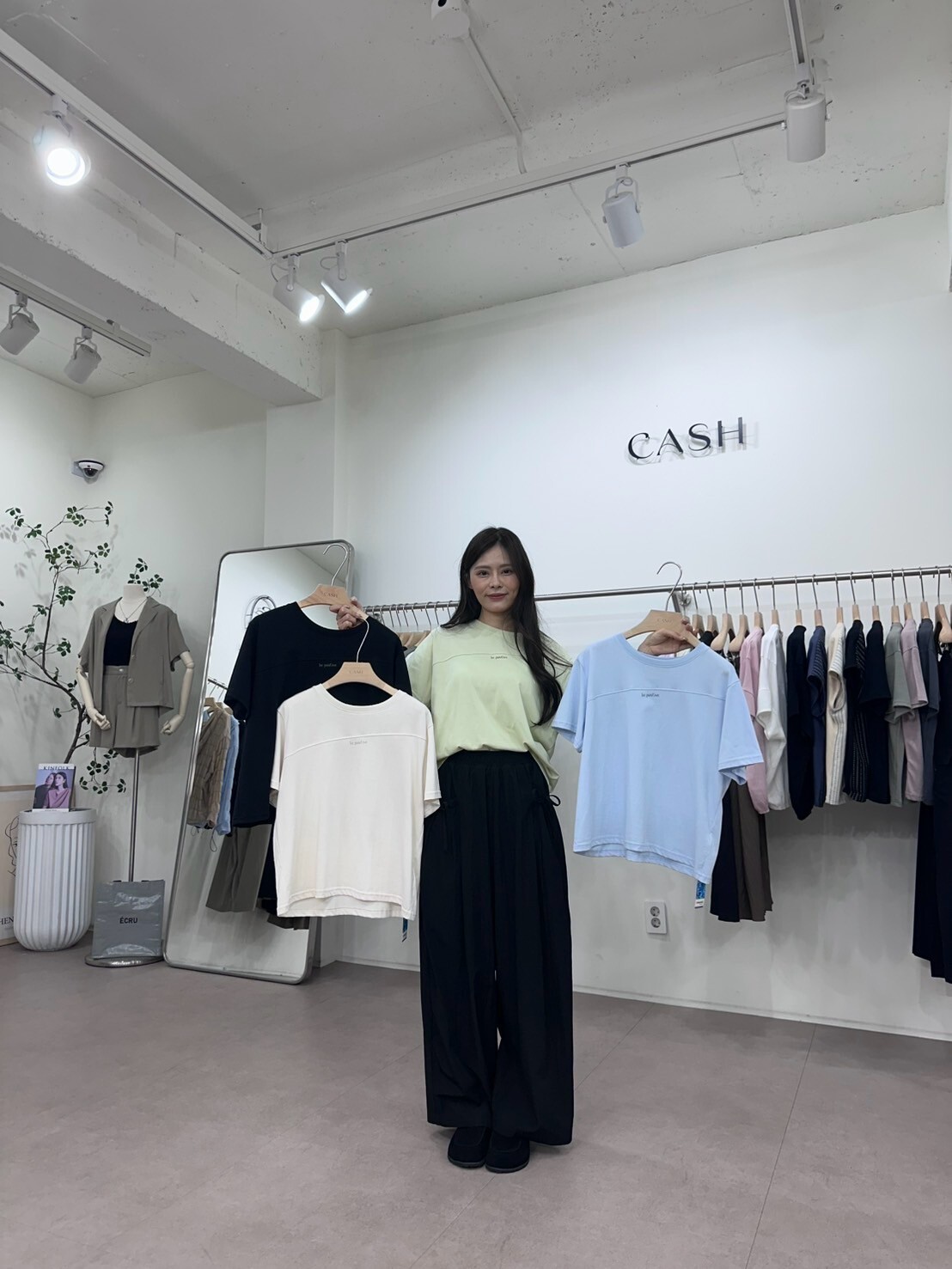 CA7202 斜骨字母上衣