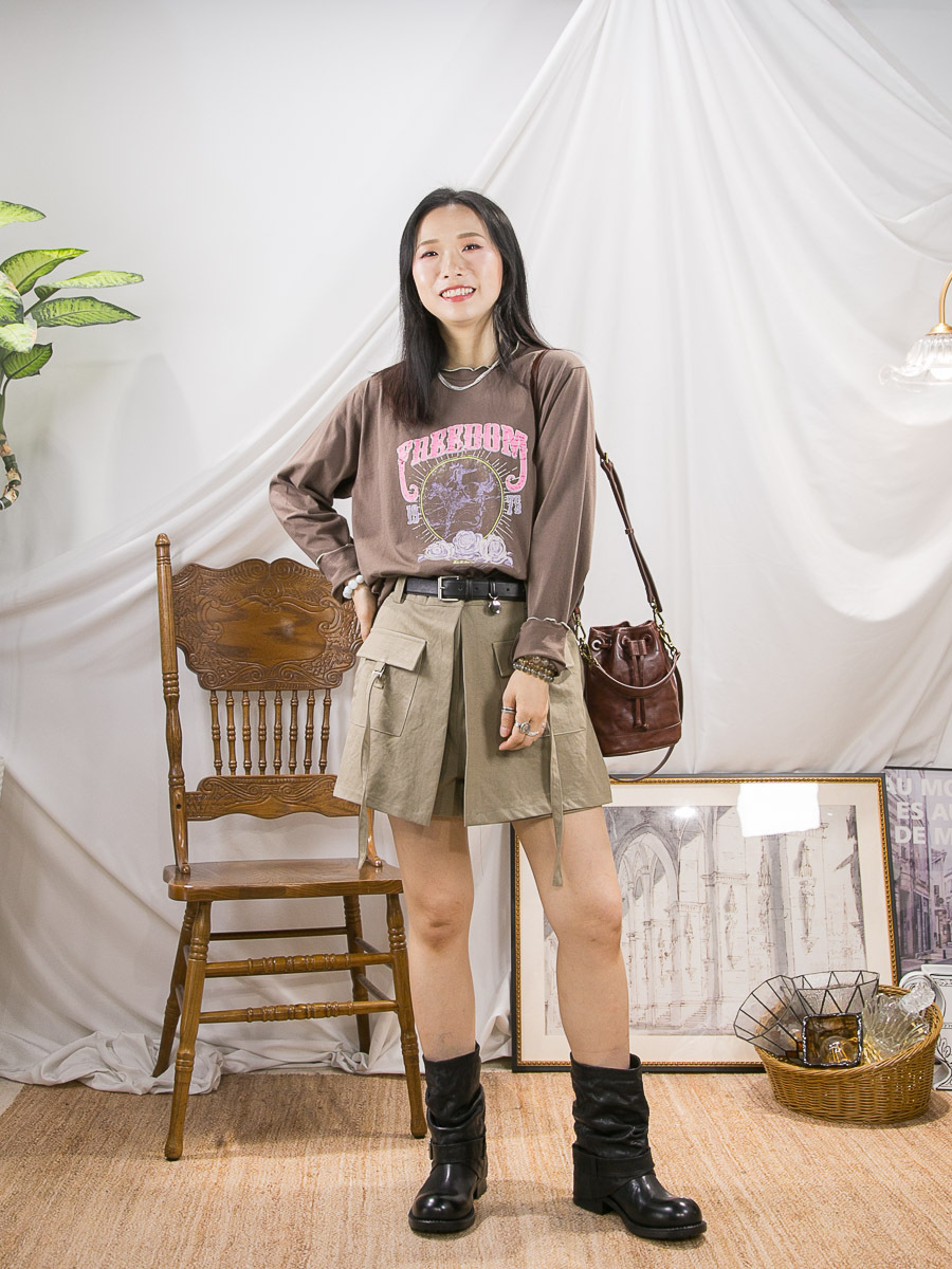 【2/10-4/10 限時優惠】英文字 圖案PRINT．卷卷邊．COTTON料TOP