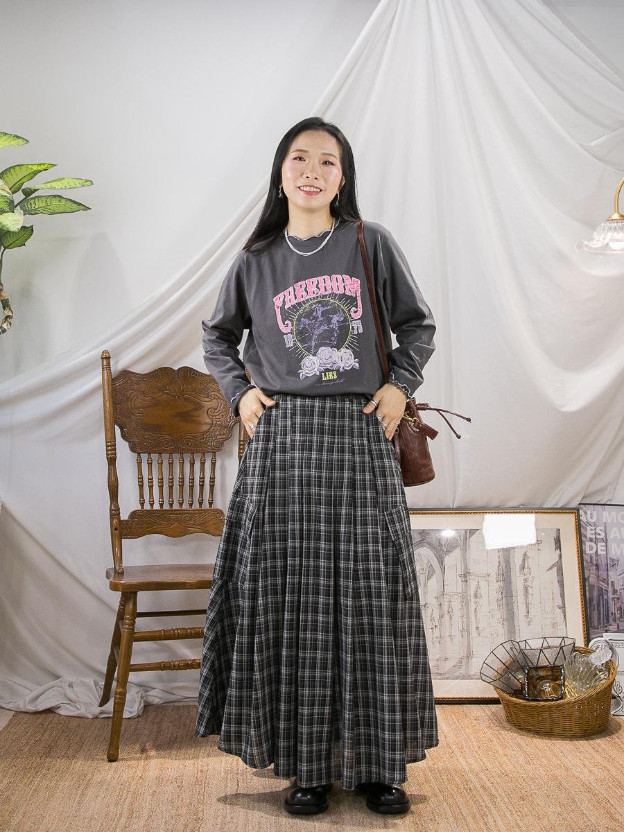 【2/10-4/10 限時優惠】英文字 圖案PRINT．卷卷邊．COTTON料TOP