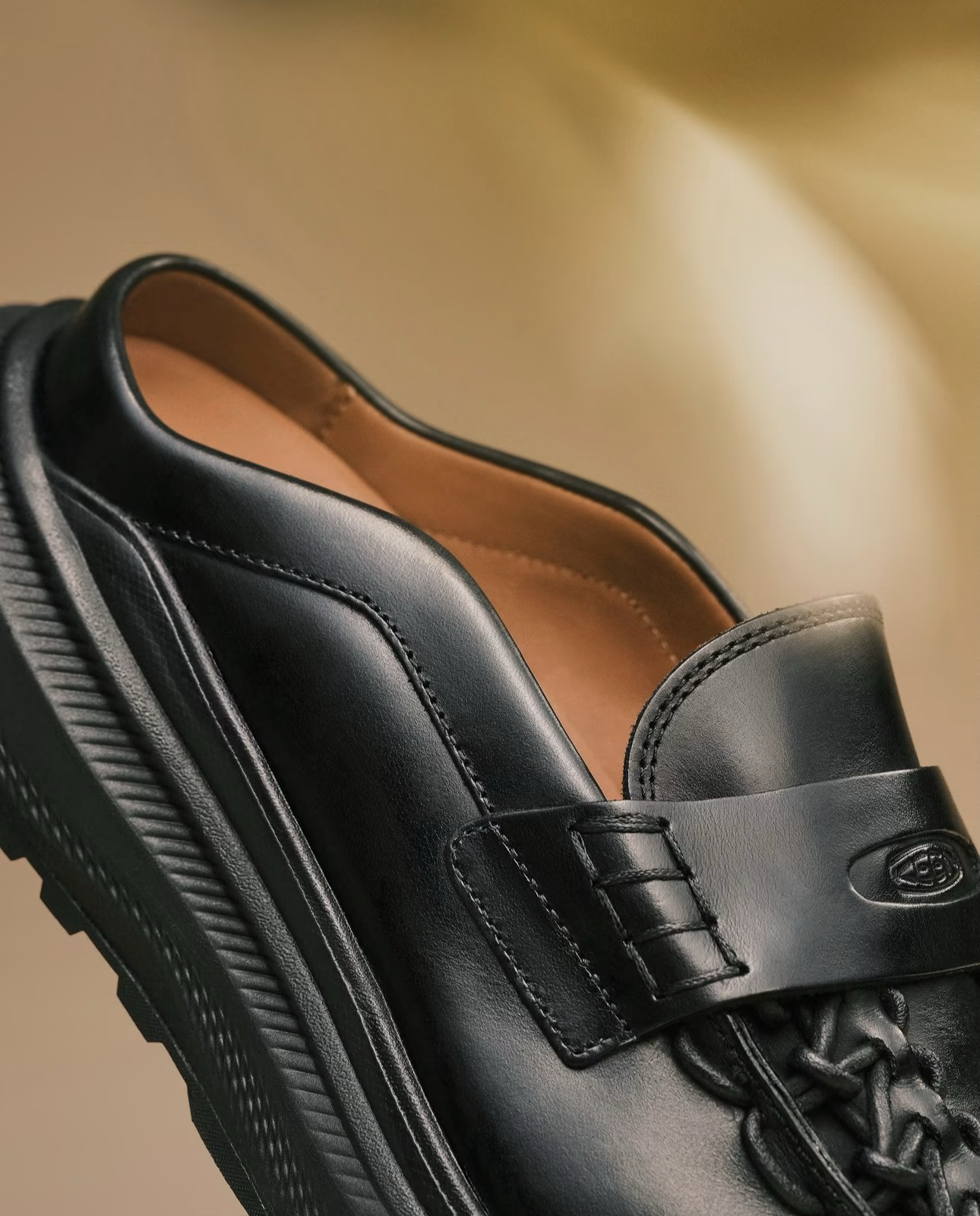 預訂| KEEN UNEEK MULE WK BLACK