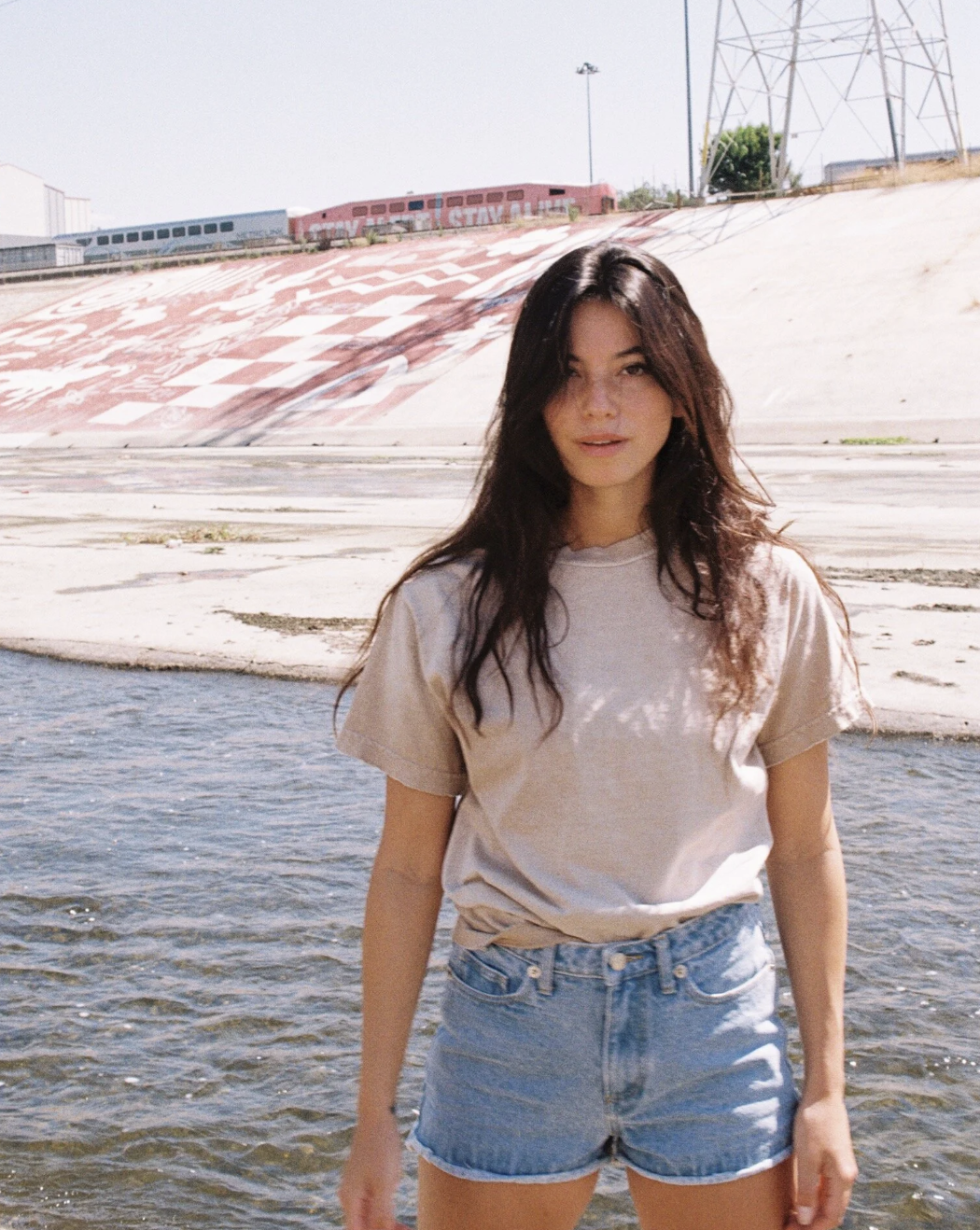 MOOJIMOOJI - CLASSIC T-SHIRTS - AGED SAND