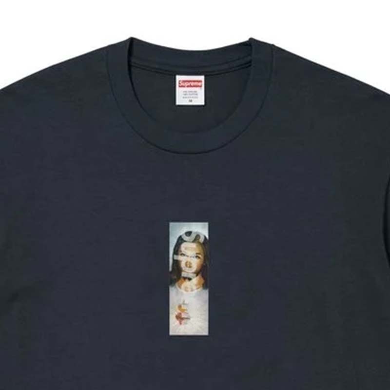 Supreme Prayer Card Box Logo Tee Navy 耶穌 祈禱者 短袖上衣 深藍色 FW26T68-NY [台灣現貨]