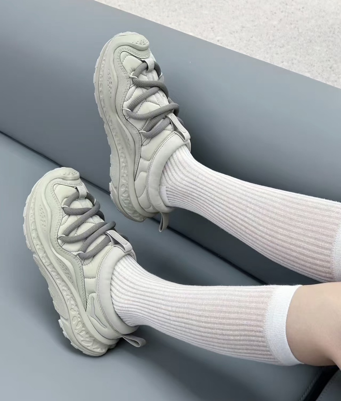 <日本秋冬新色🤎>HOKA ORA PRIMO 毛毛蟲鞋 奶灰