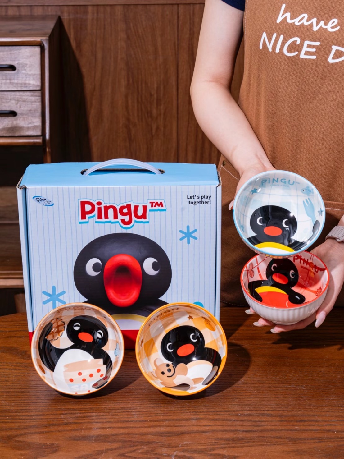 正版授權 企鵝家族 PINGU 陶瓷碗 餐具 禮盒