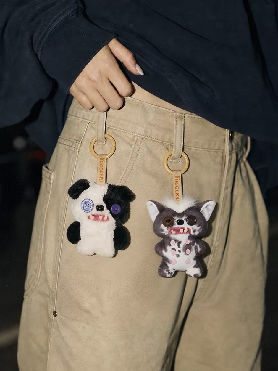 正版授權 FUGGLER 放克牙寶 醜萌狗狗 毛絨 吊飾 盲盒 12CM