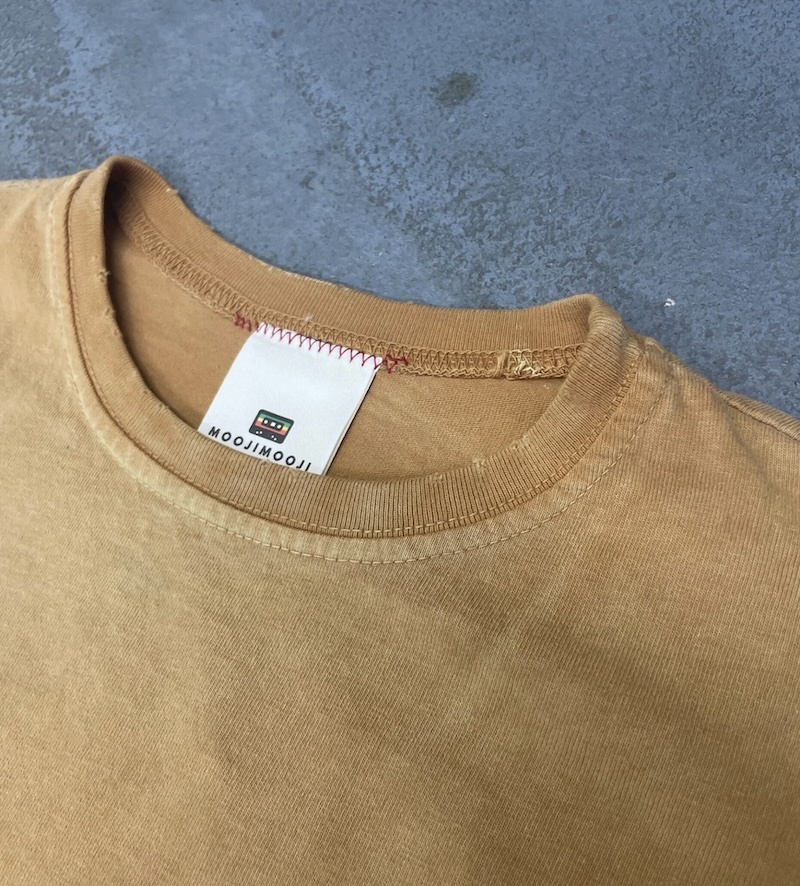 MOOJIMOOJI - OVERSIZE CROP T-SHIRTS - AGED MUSTARD