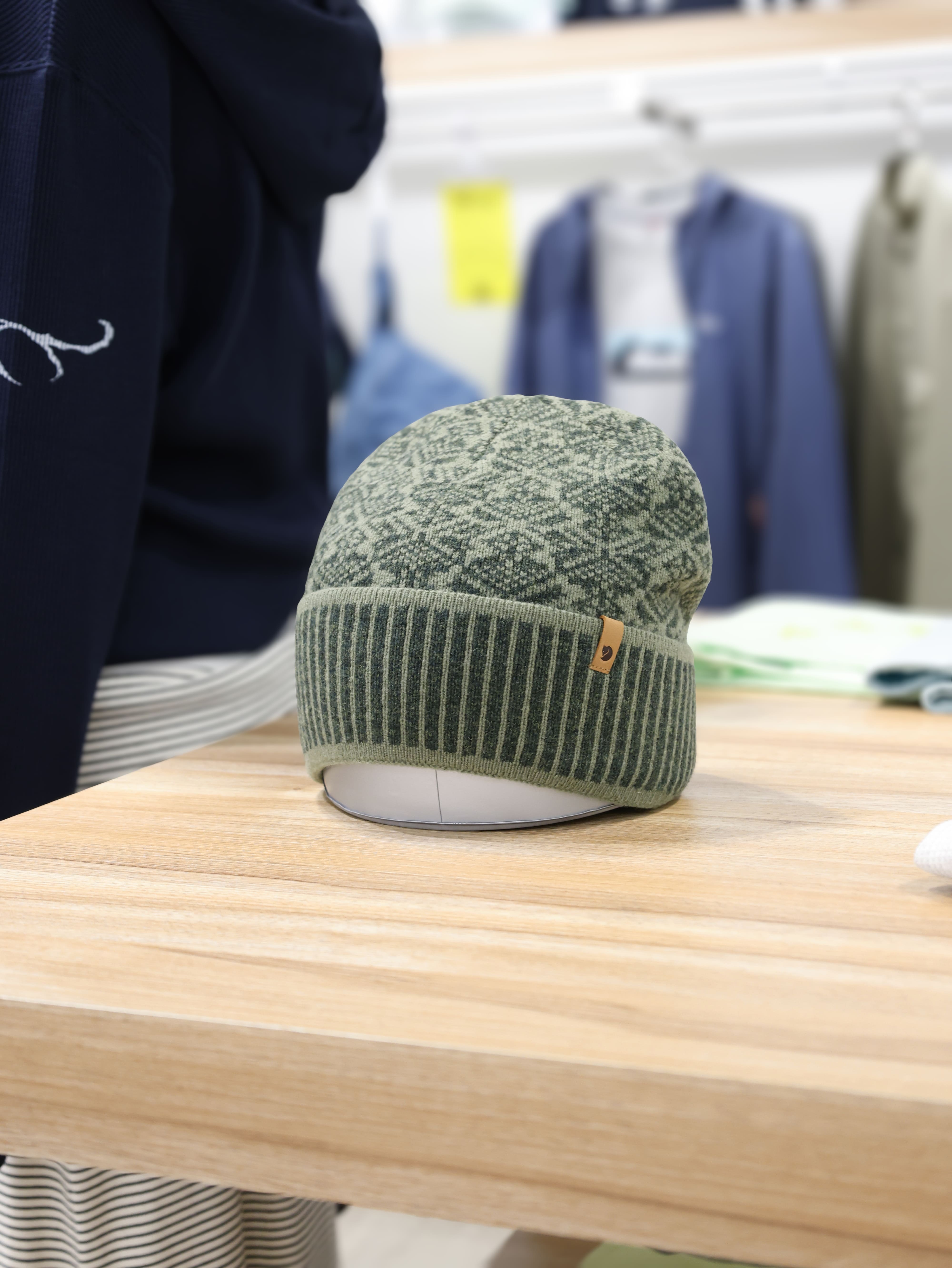 FJALLRAVEN 小狐狸 Snow 羊毛帽 FR13100232
