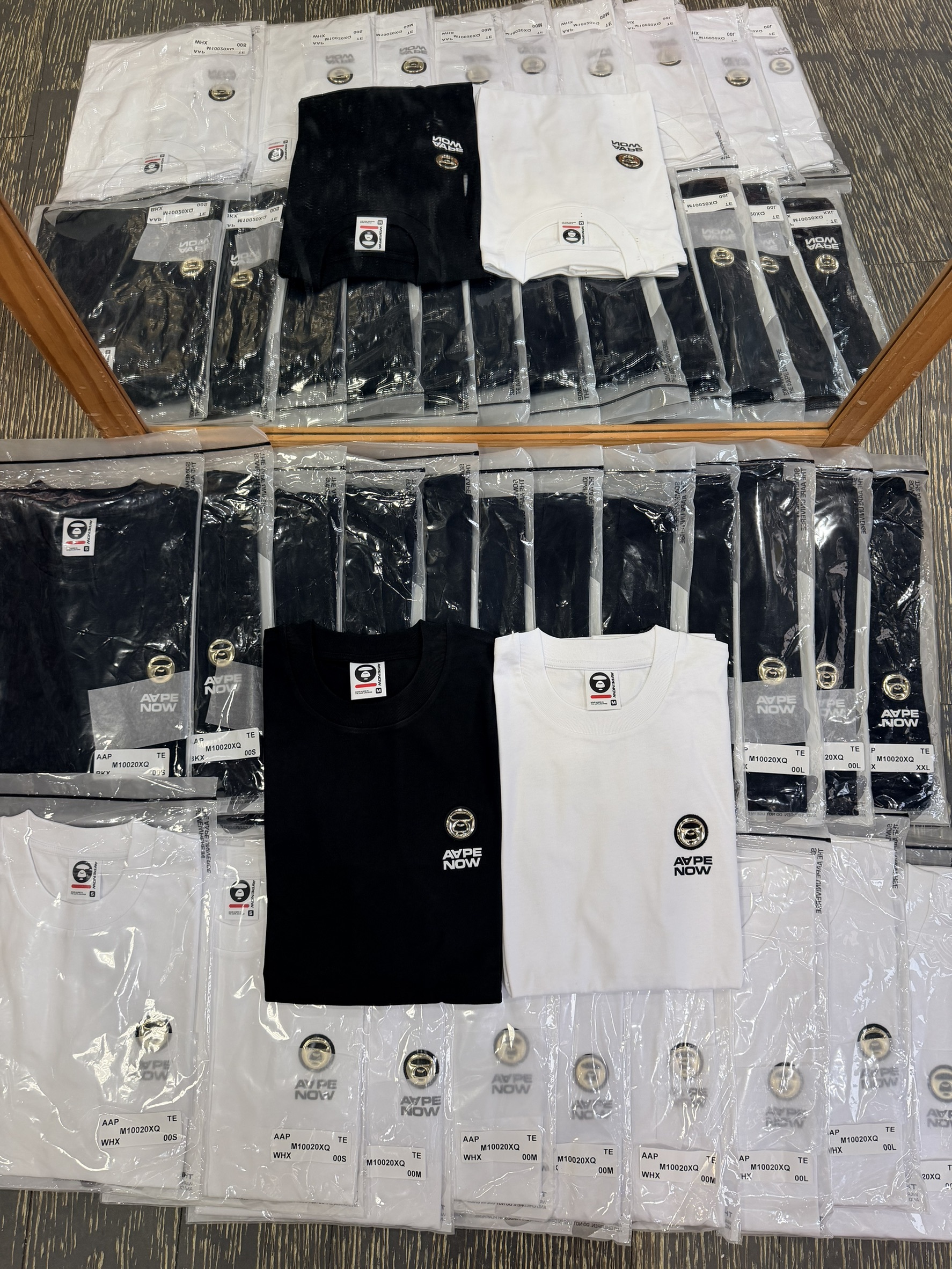 AAPE 名古屋 限定 金色猿頭短T AAPTEM10020XQ 10020
