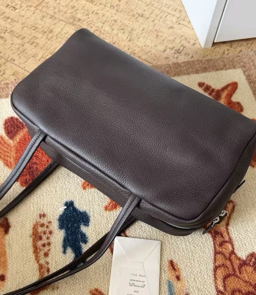 The Row Astra Bowling Bag 30cm Deep Brown 深棕色荔枝小牛皮保齡球袋單肩袋