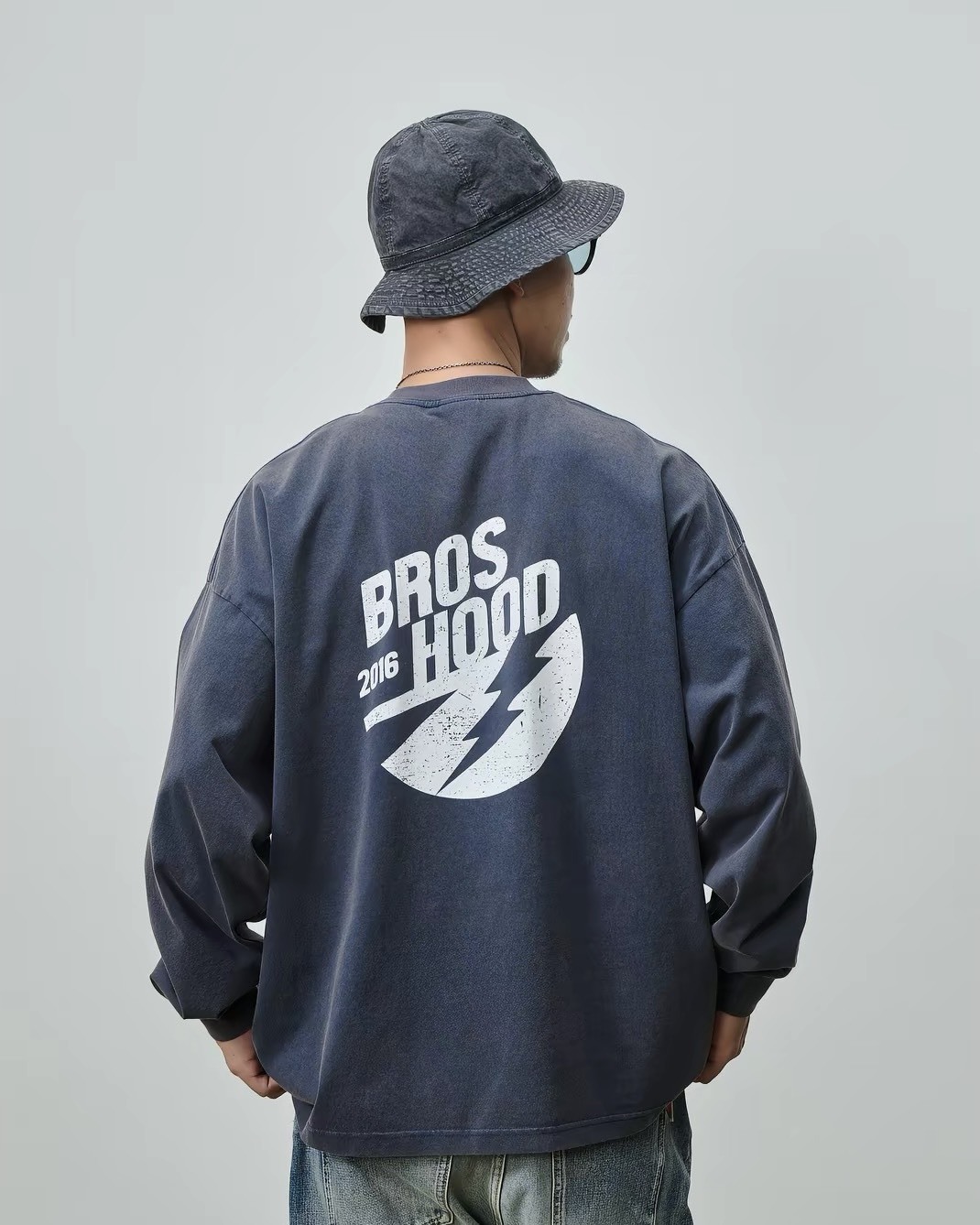 #預購 Broshood 26AW 日系寬鬆休閒 全棉沙洗做舊 微裂漿閃電印花長踢 兩色