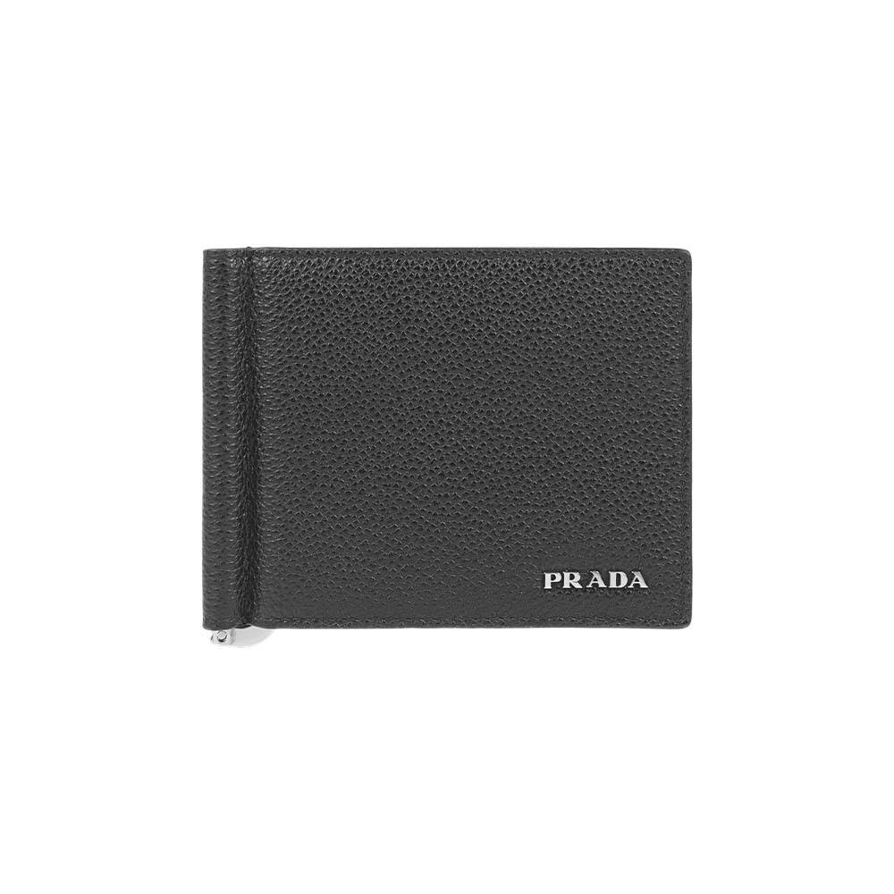 【Prada】銀字Logo 粒紋牛皮鈔票夾對開短夾(黑色)