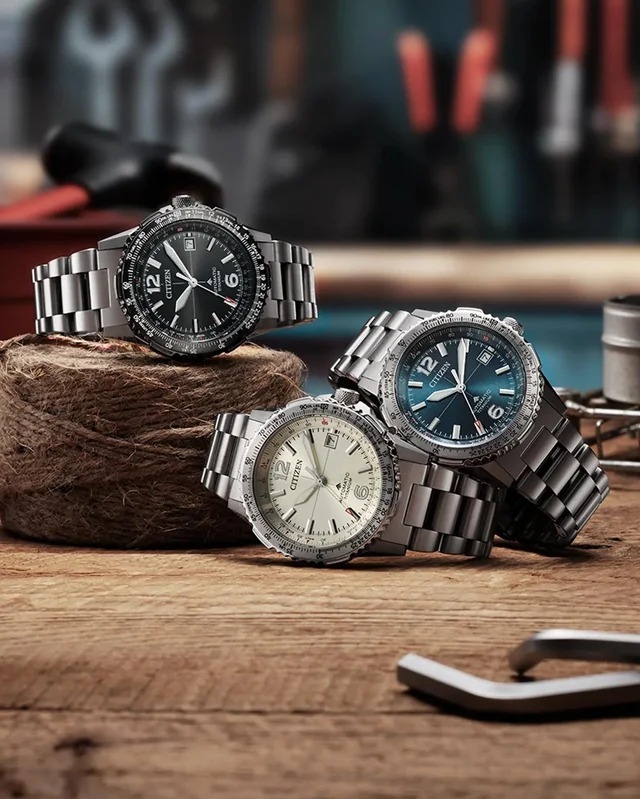 Citizen Titanium Promaster Sky Navihawks pair a 60-hour automatic with slide-rule bezel Blue Dial NK0040-58L , Champagne Dial NK0040-58P , Black Dial NK0044-57E 超級鈦金屬 Promaster Air自動腕錶