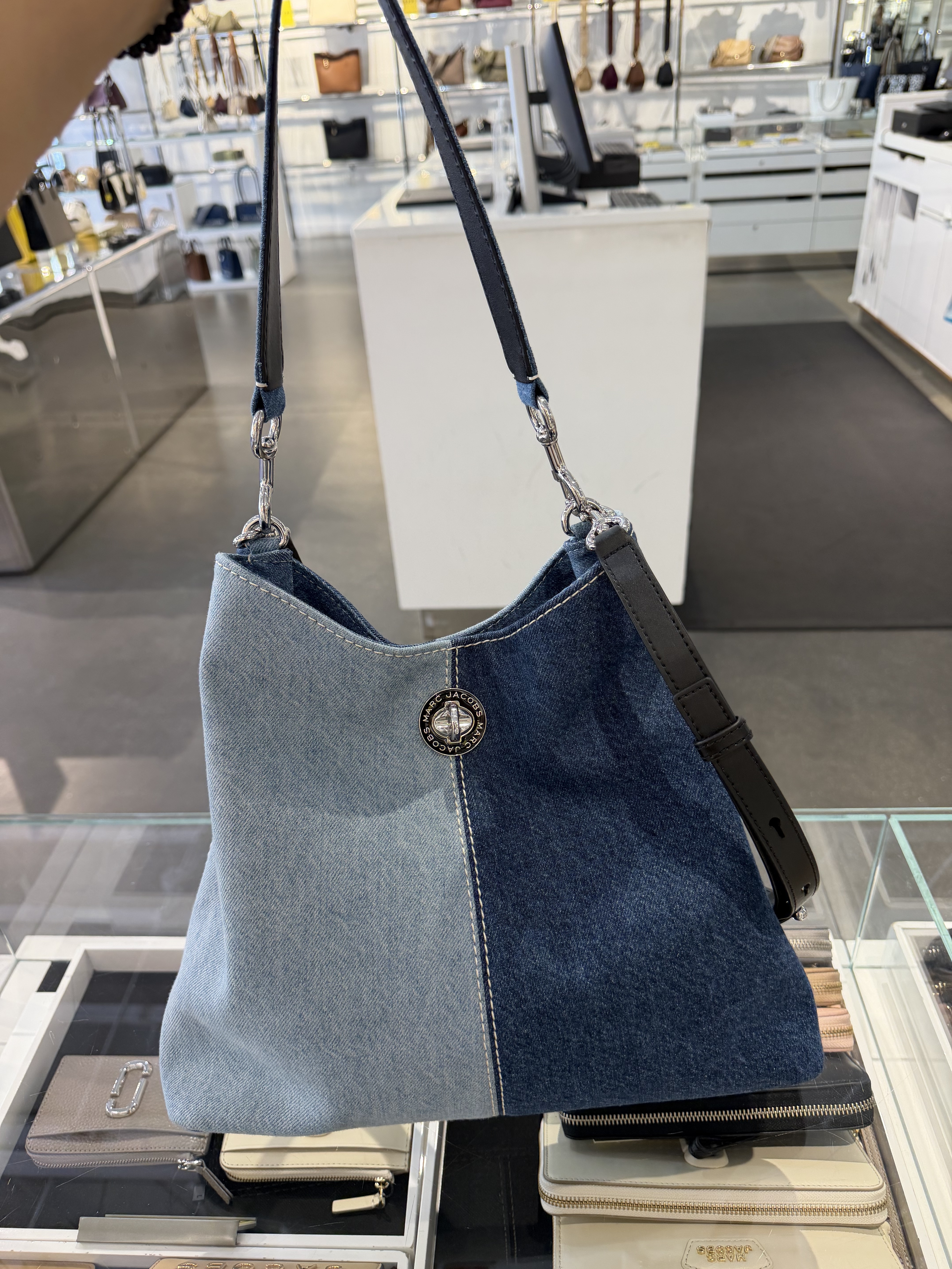 【直播】Marc Jacobs LX100214 牛仔拼色單肩包