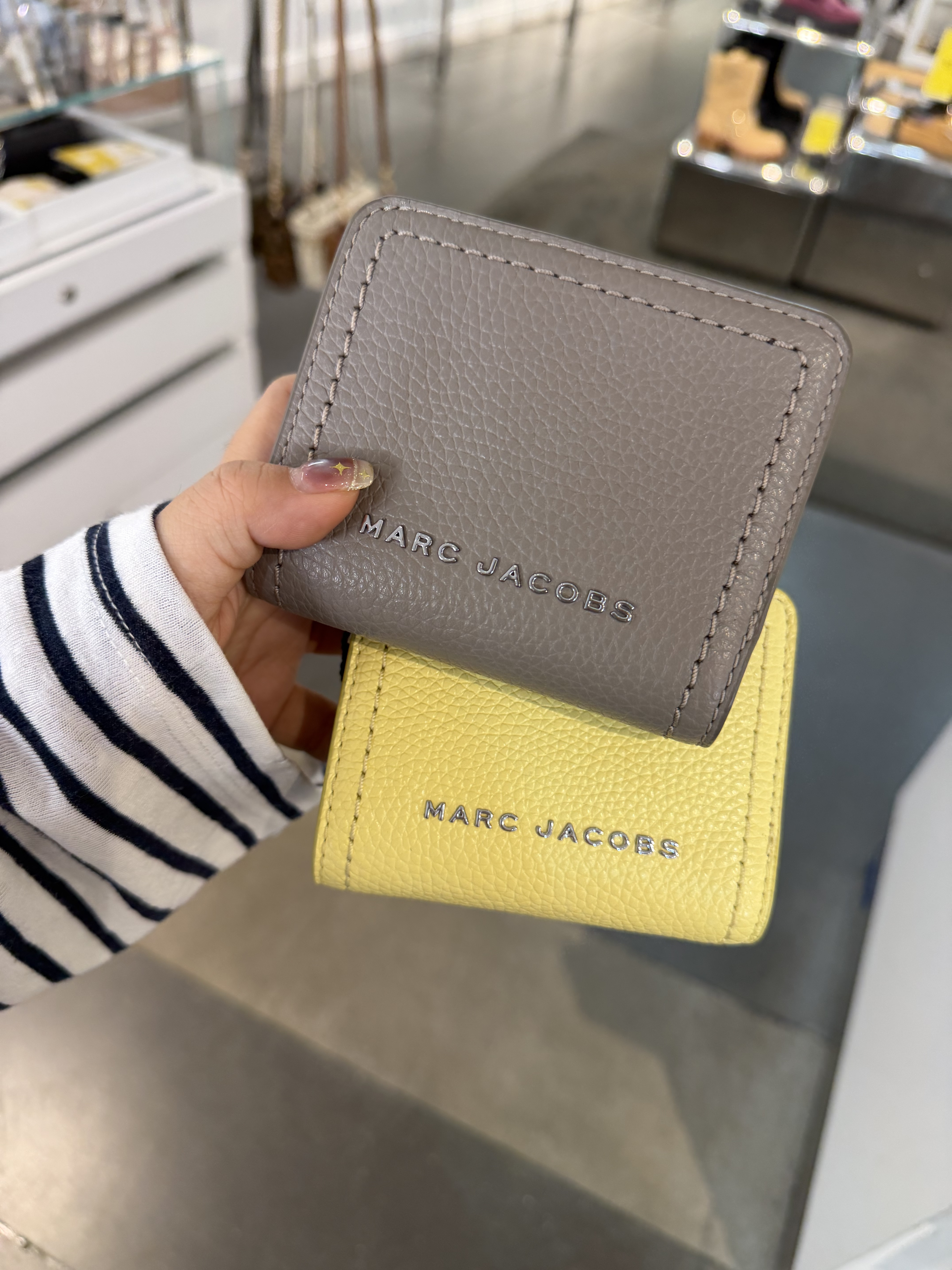 【直播】Marc Jacobs LX100216 荔枝紋短銀包