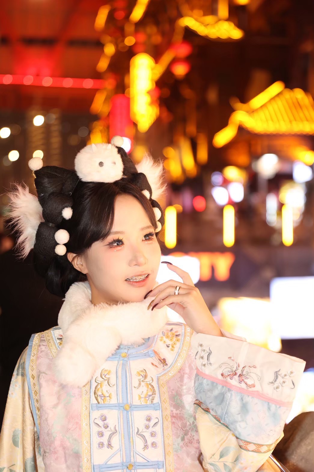 團主小佩的形象照