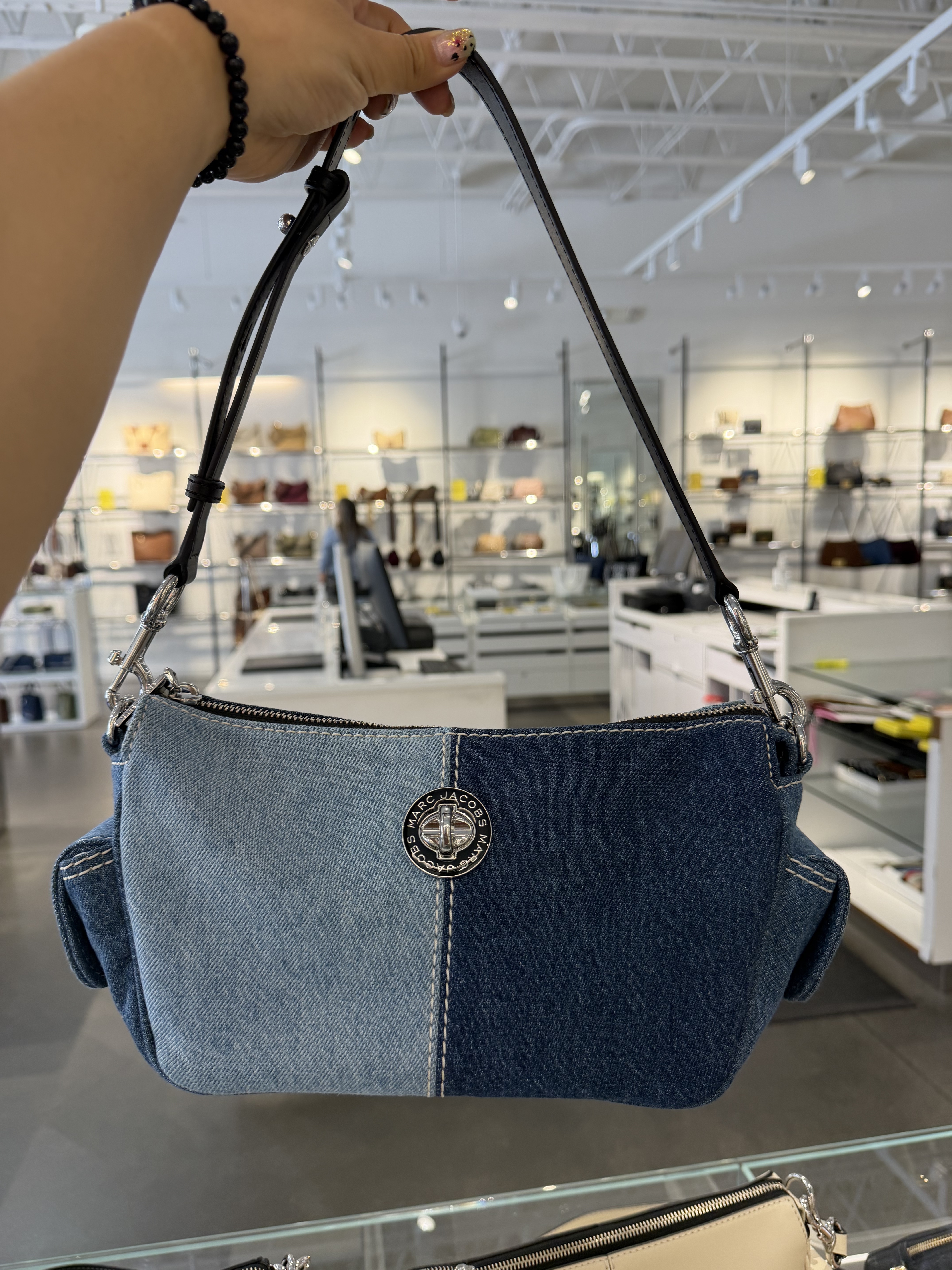 【直播】Marc Jacobs LX100217 雙色拼接腋下包