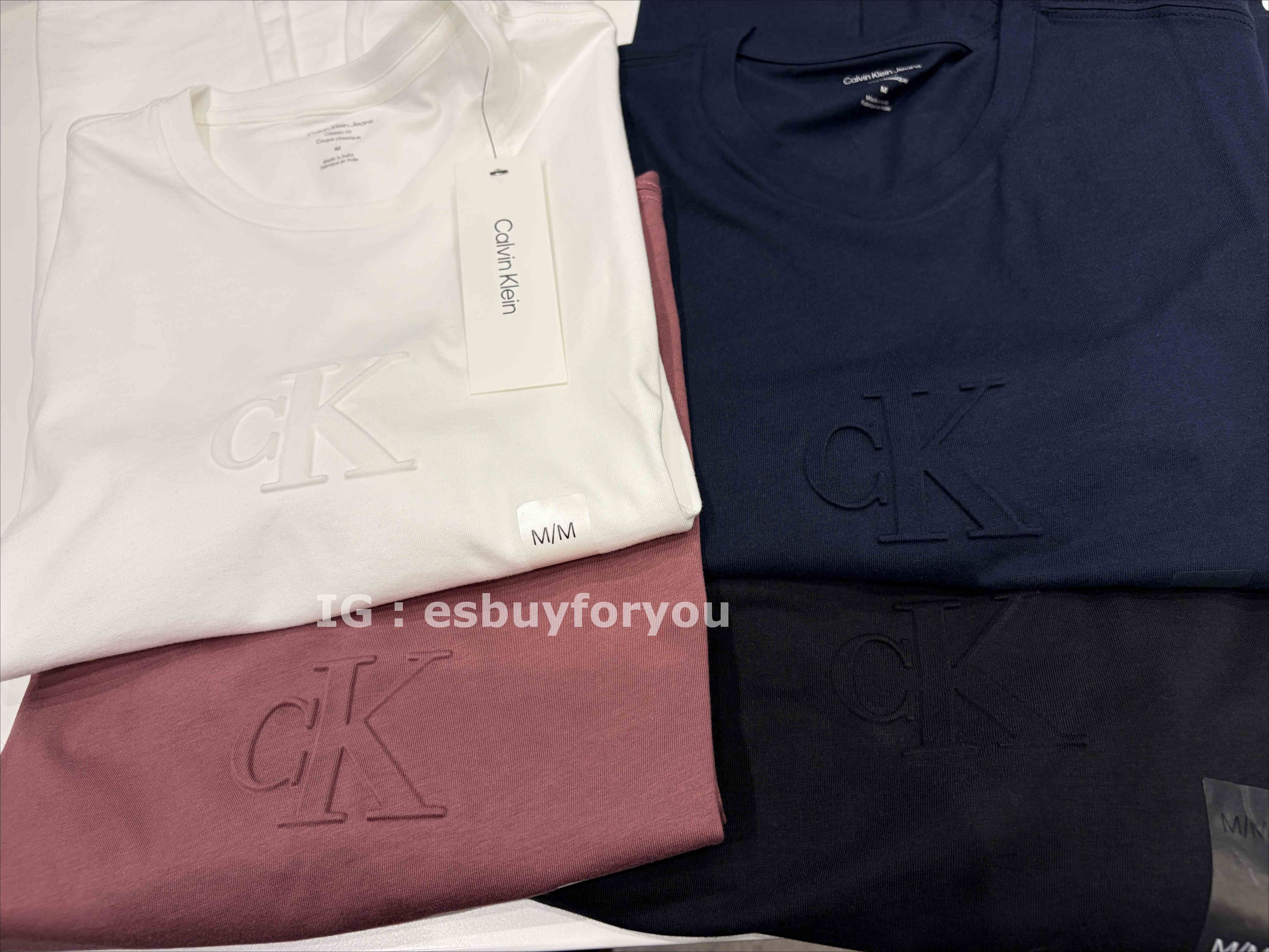 CK 男大人 立體浮雕設計 小字樣 短TEE (4色)