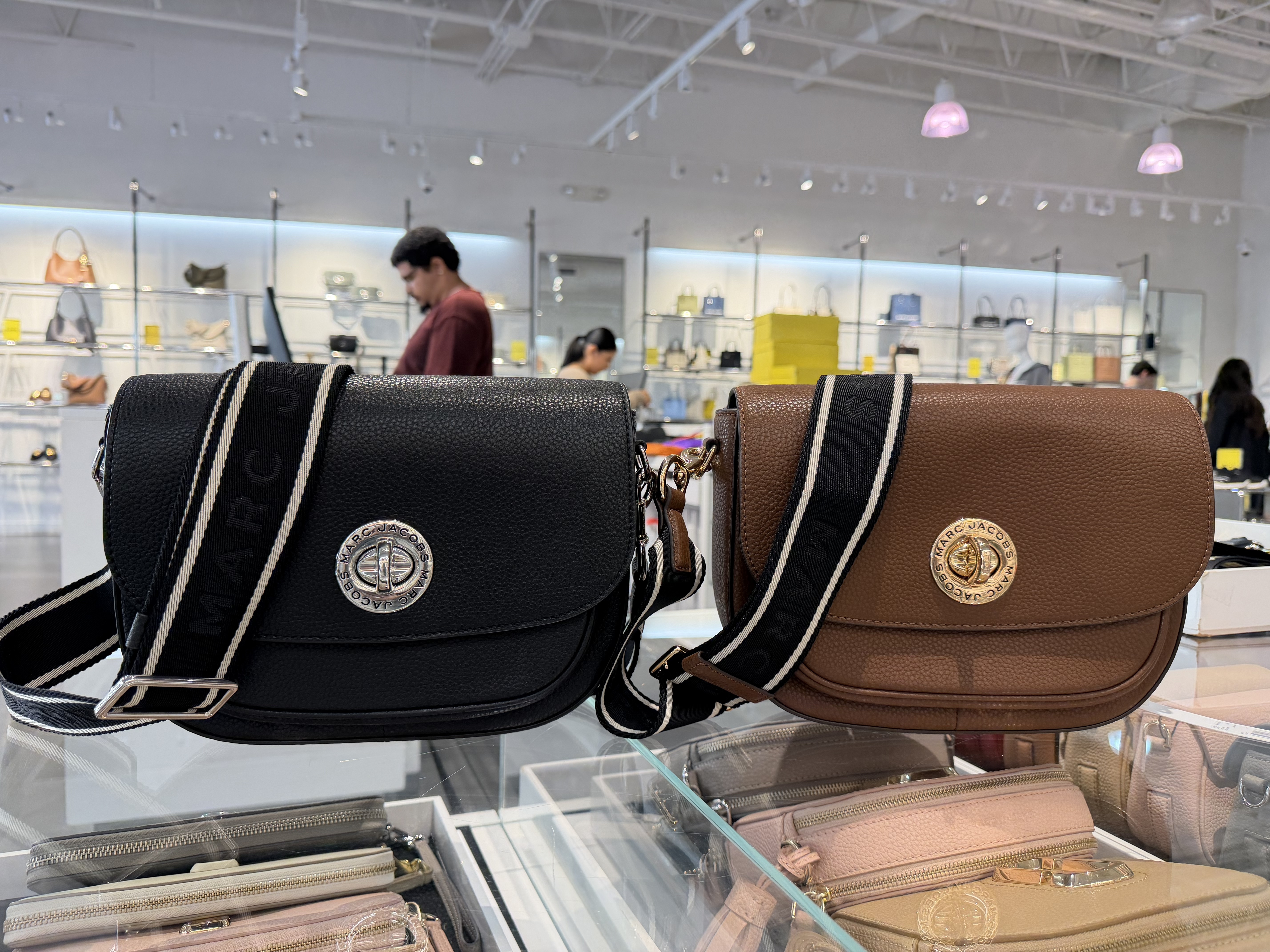 【直播】Marc Jacobs LX100221 荔枝紋馬鞍包