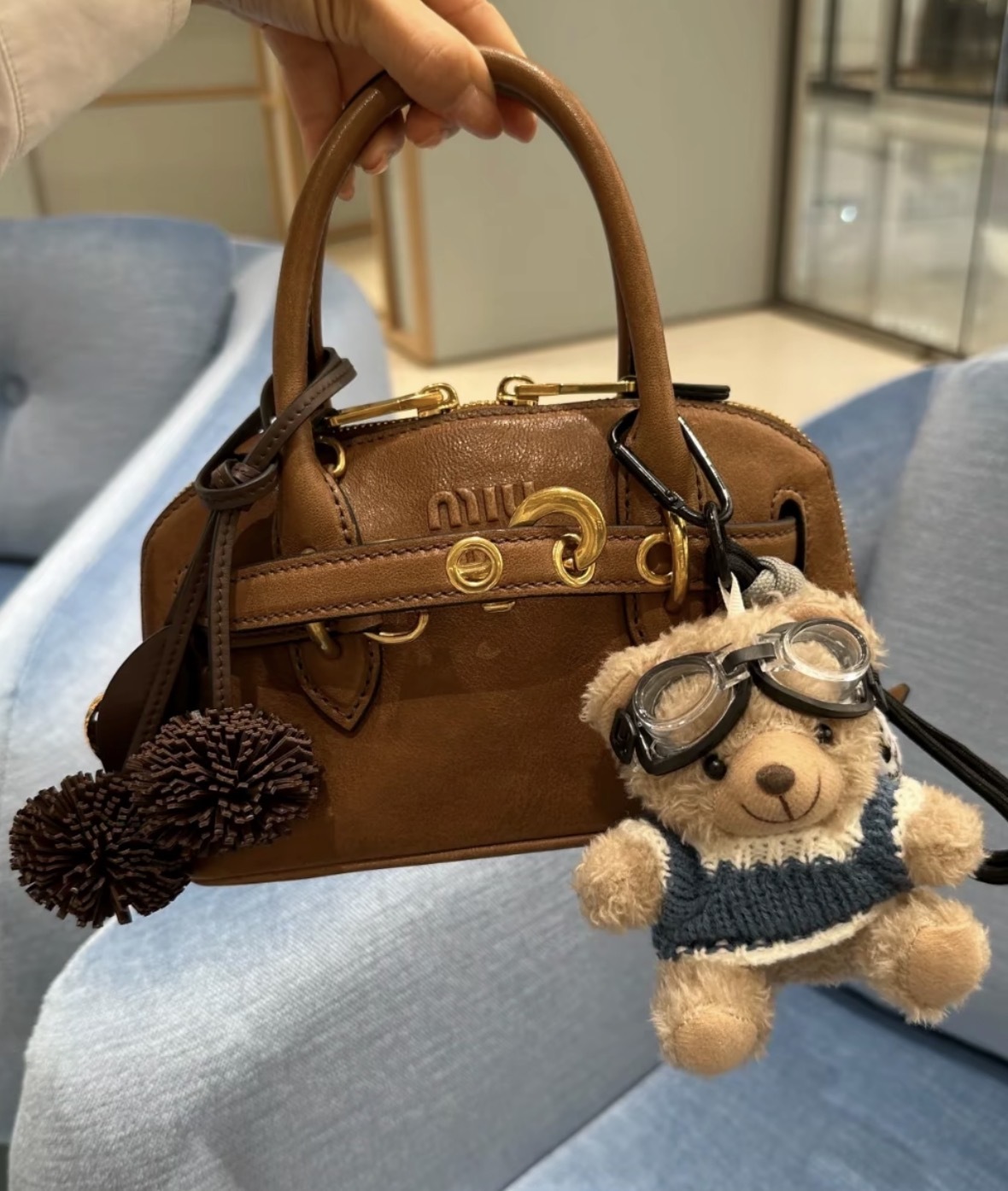 Miu Miu Mini Nappa Leather Bowling Bag Oak Brown 橡木色迷你保齡球袋手袋