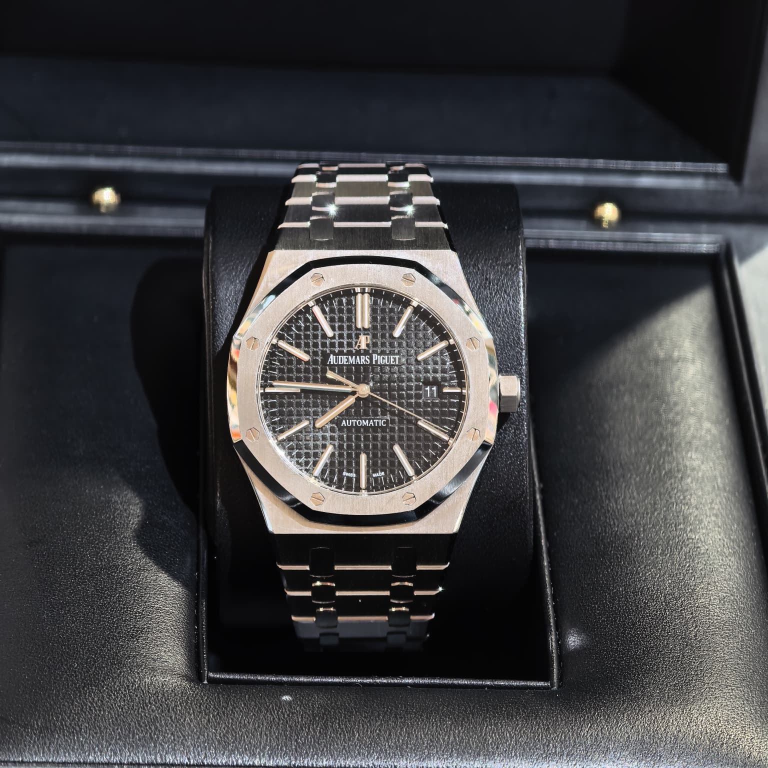 全新AUDEMARS PIGUET 15400 41MM ROYAL OAK 黑面  #AP手錶 #愛彼皇家橡樹 #香榭站正品