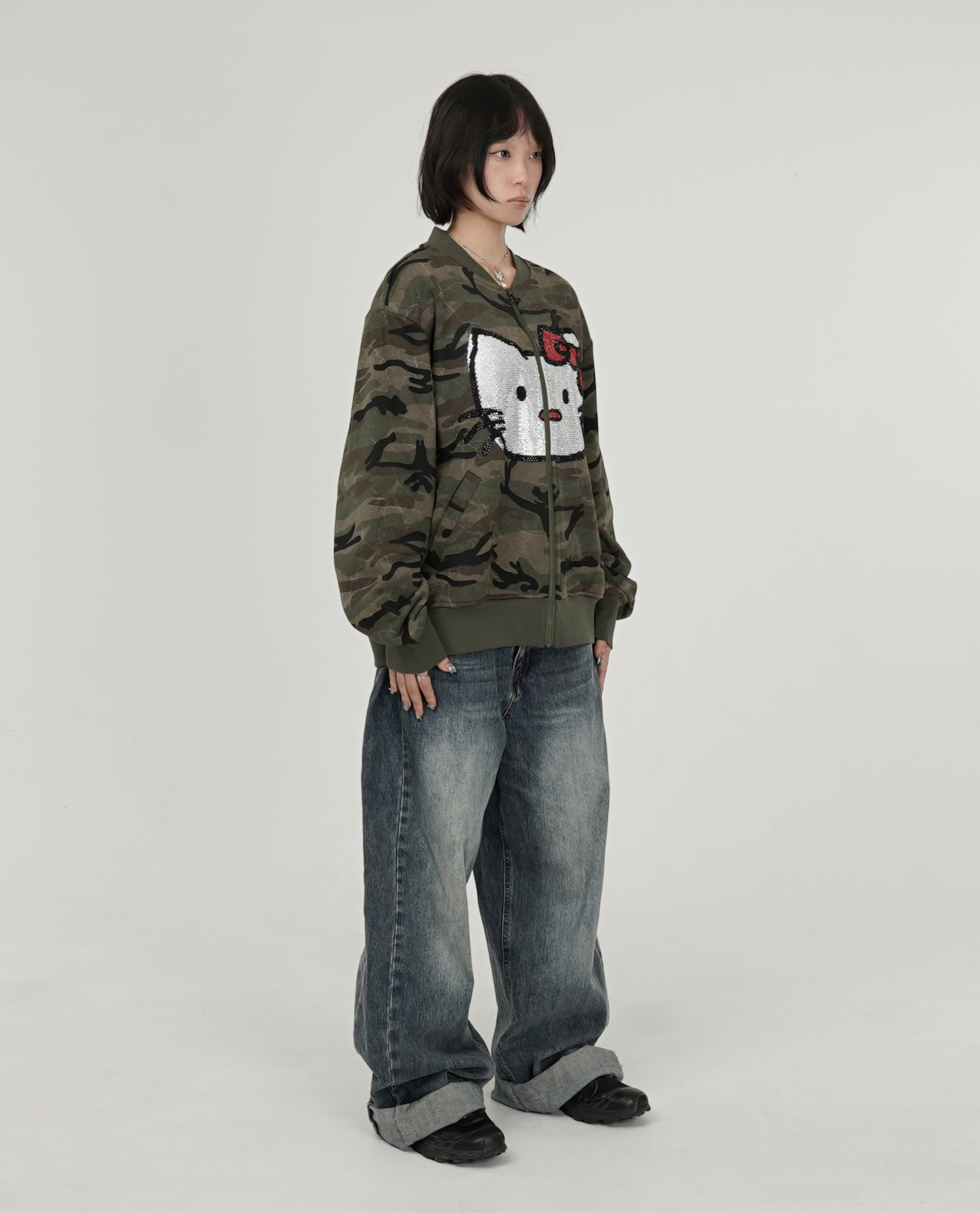 PLATEAU STUDIO Hello camo bomber - 26FW