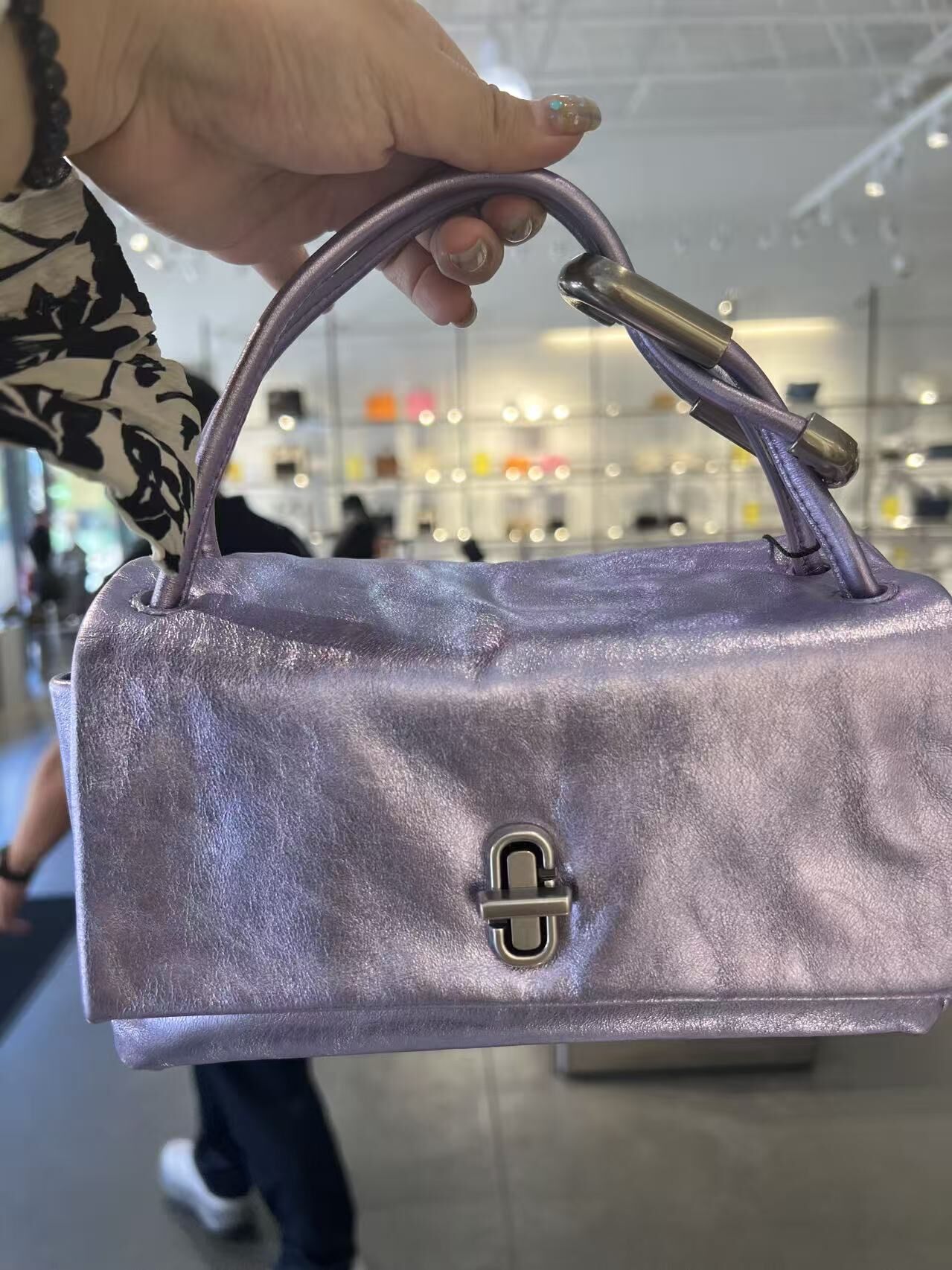 【直播】Marc Jacobs LX100240 翻蓋手提包