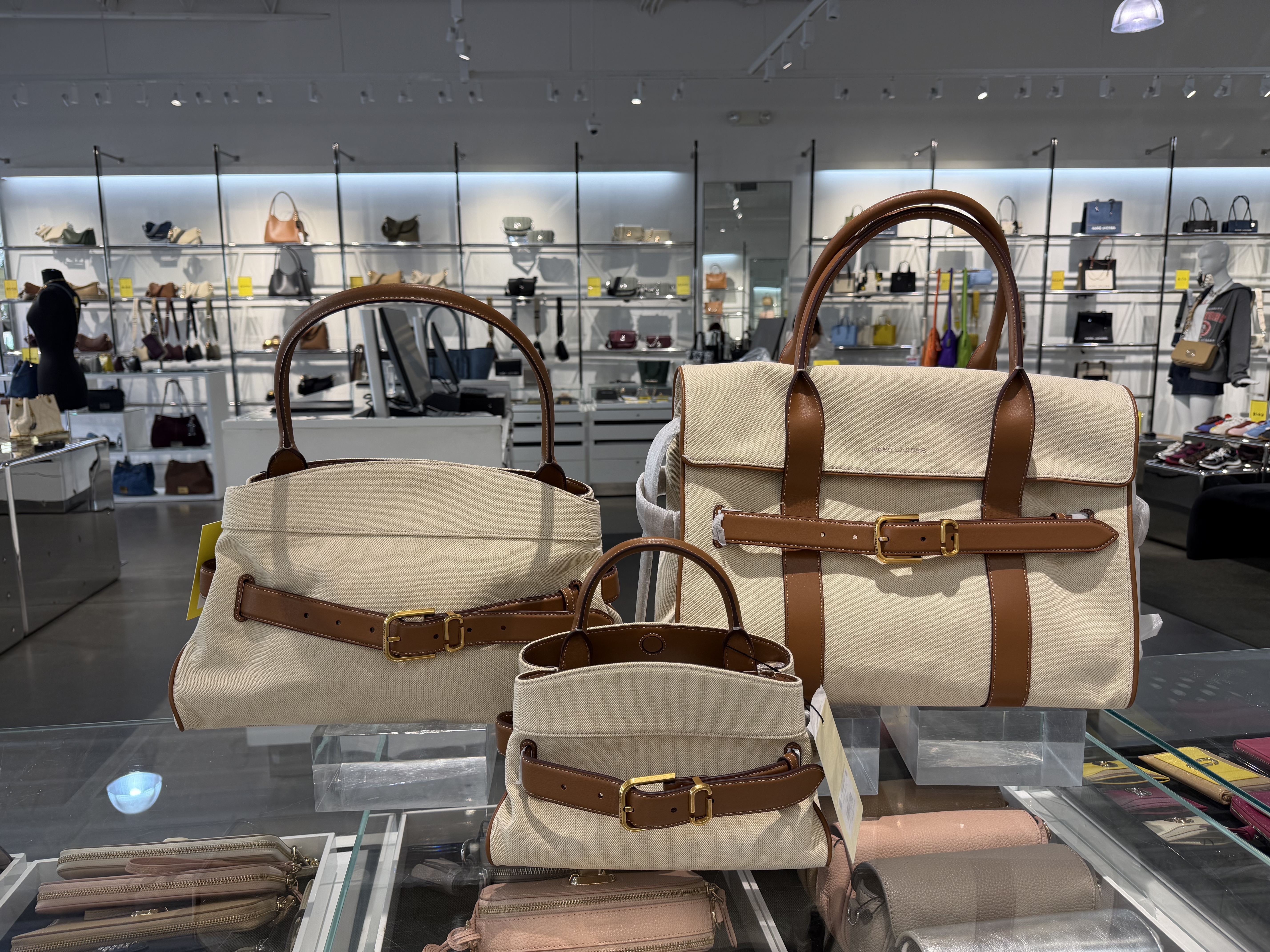 【直播】Marc Jacobs LX100256 Dakota 帆布托特包