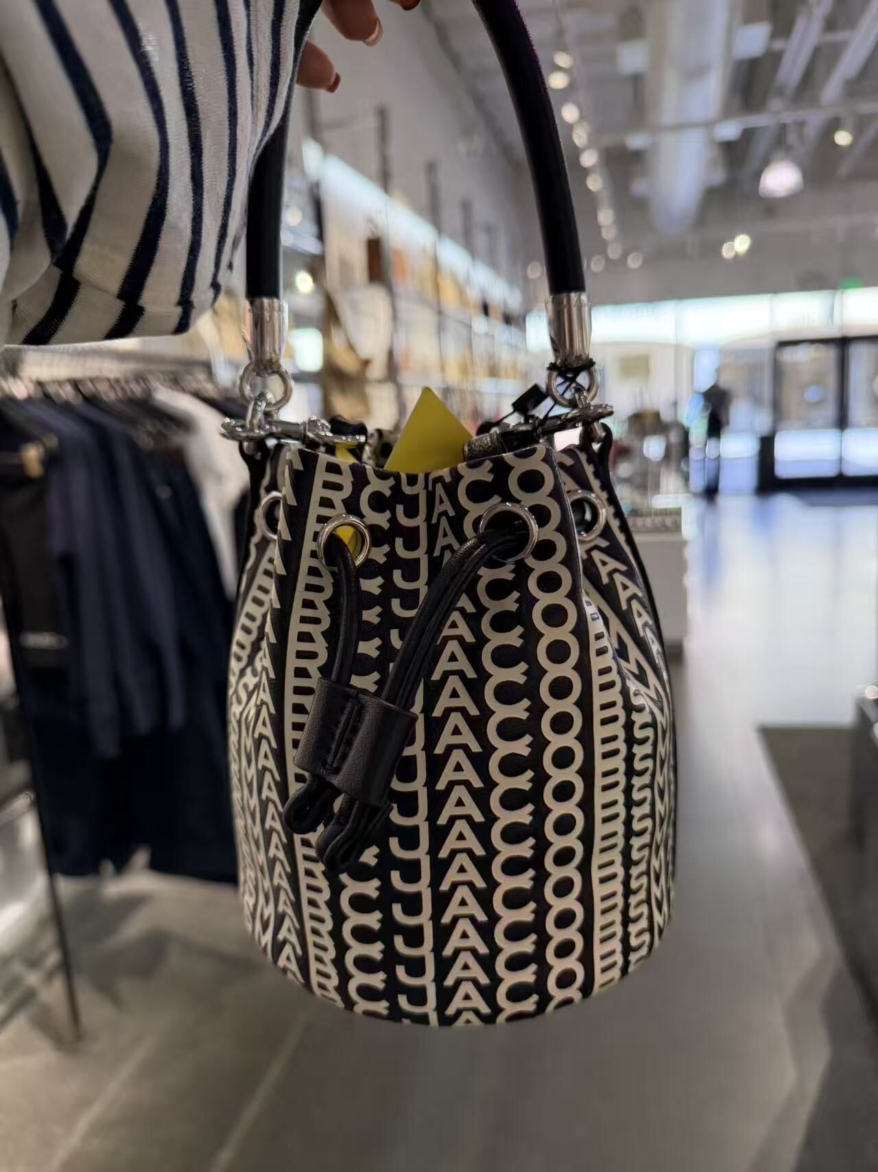 【直播】Marc Jacobs LX100259 LOGO 水桶包