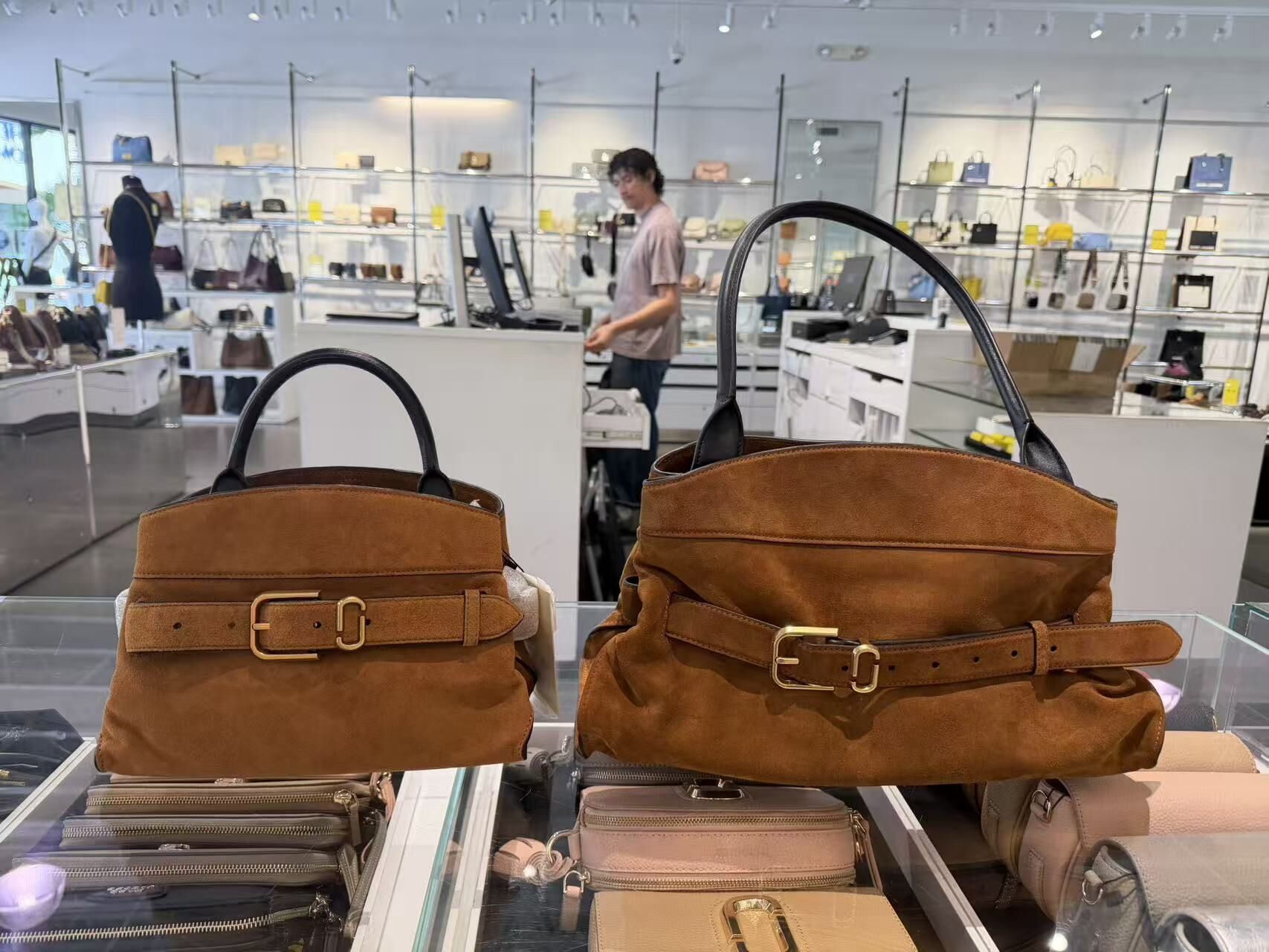 【直播】Marc Jacobs LX100281 The Dakota Satchel 單肩包