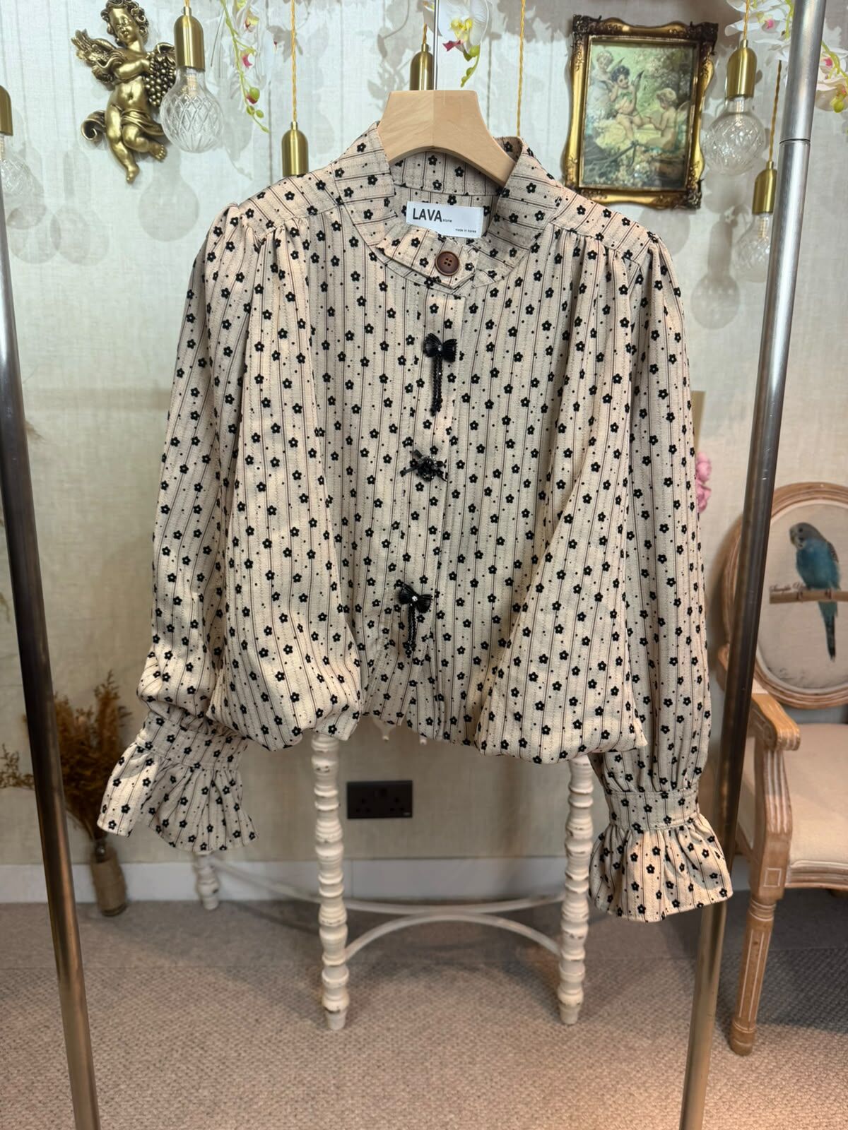 HKCG1002-001 小花波點長袖襯衫 (A1)