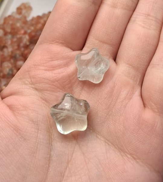 261002 抽獎 綠水晶星星隔珠1粒