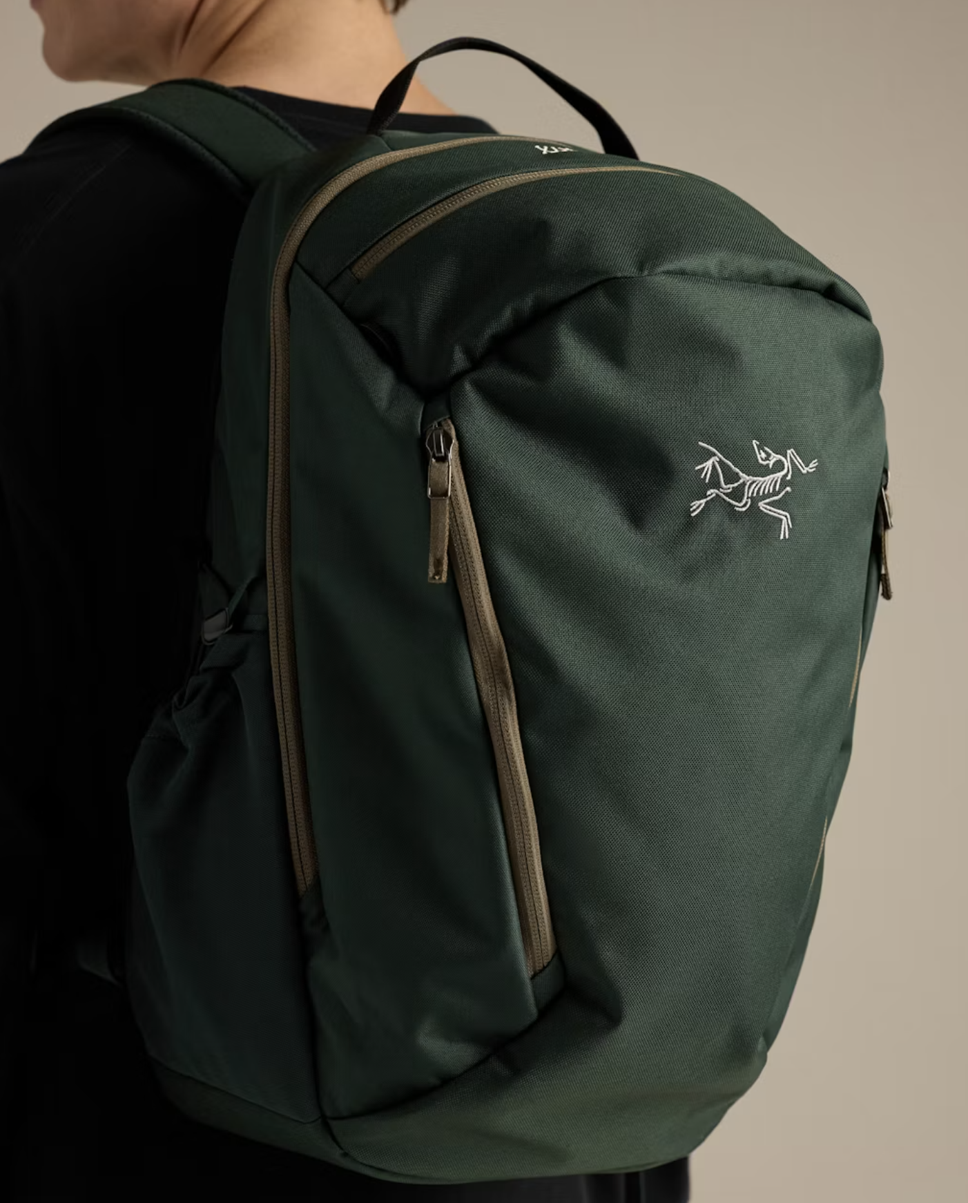 [Instock] Arcteryx Mantis 26 Backpack | Dark Jade