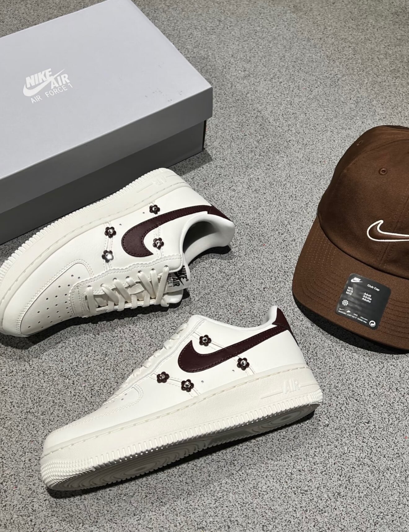 (預訂) Nike Air Force 1 Low - White Burgundy Flower
