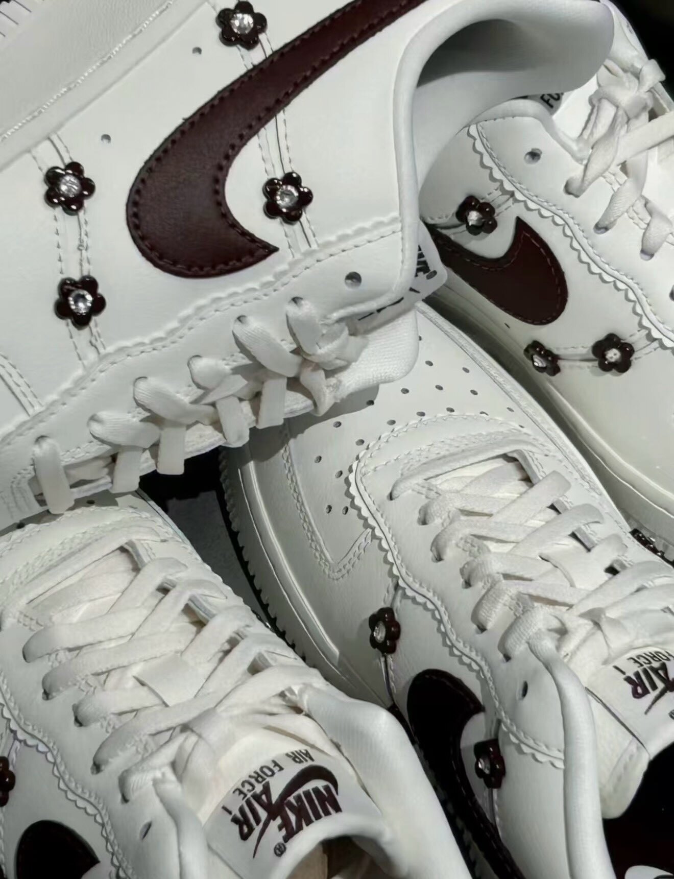 (預訂) Nike Air Force 1 Low - White Burgundy Flower