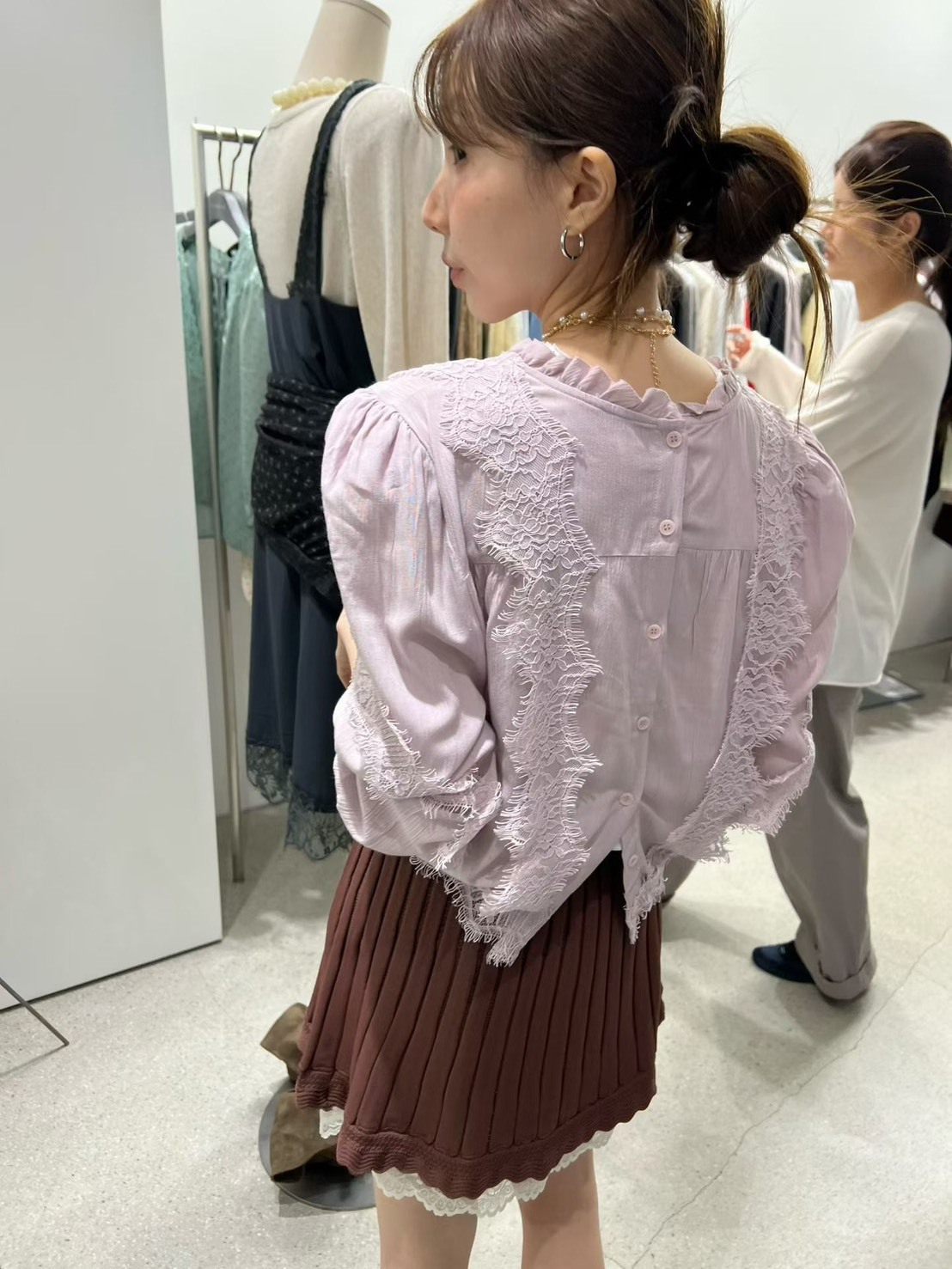 綁帶蕾絲古典襯衫