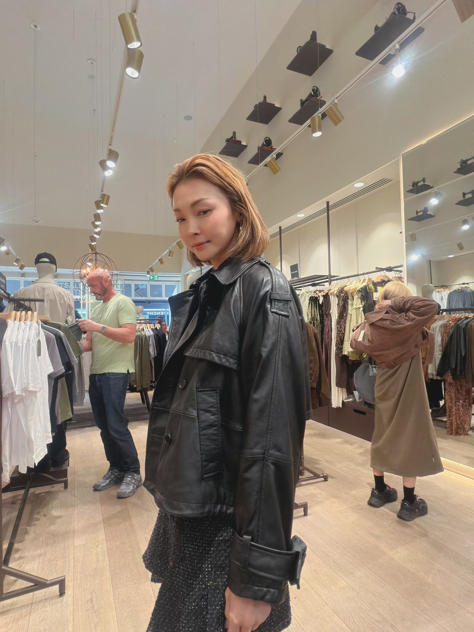 英國代購-ALLSAINTS  REYA CRPPED L THR MAC 羊皮外套