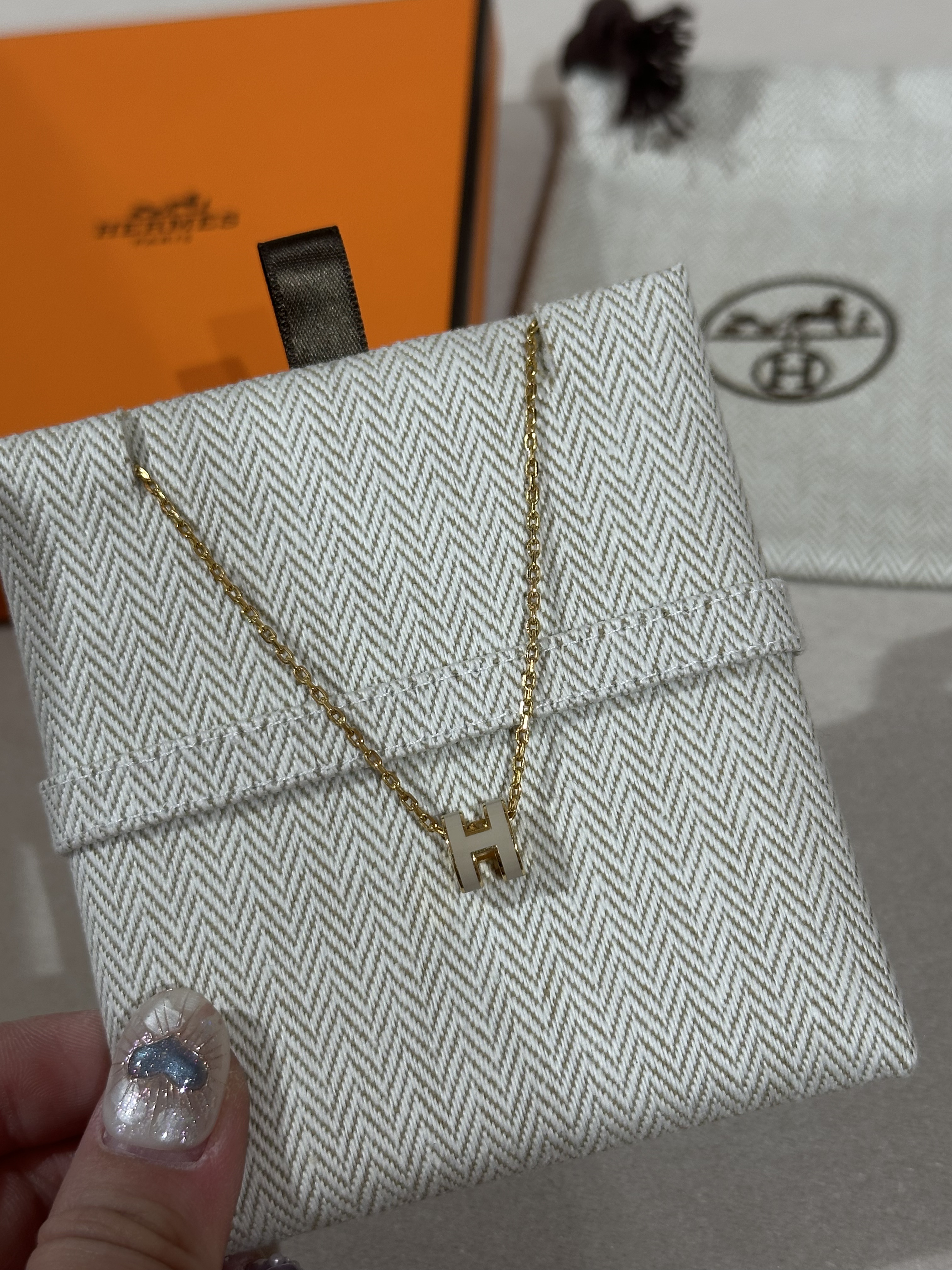 Hermes 杏色頸鏈 現貨