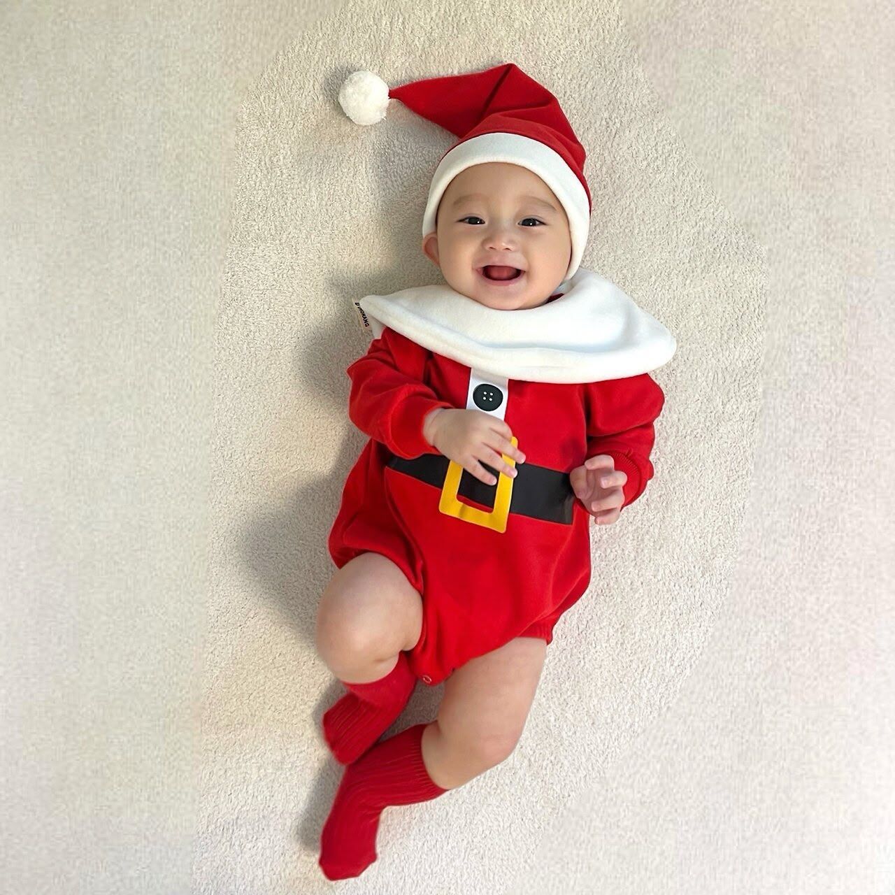 Uhorang Baby Santa 聖誕老人套裝