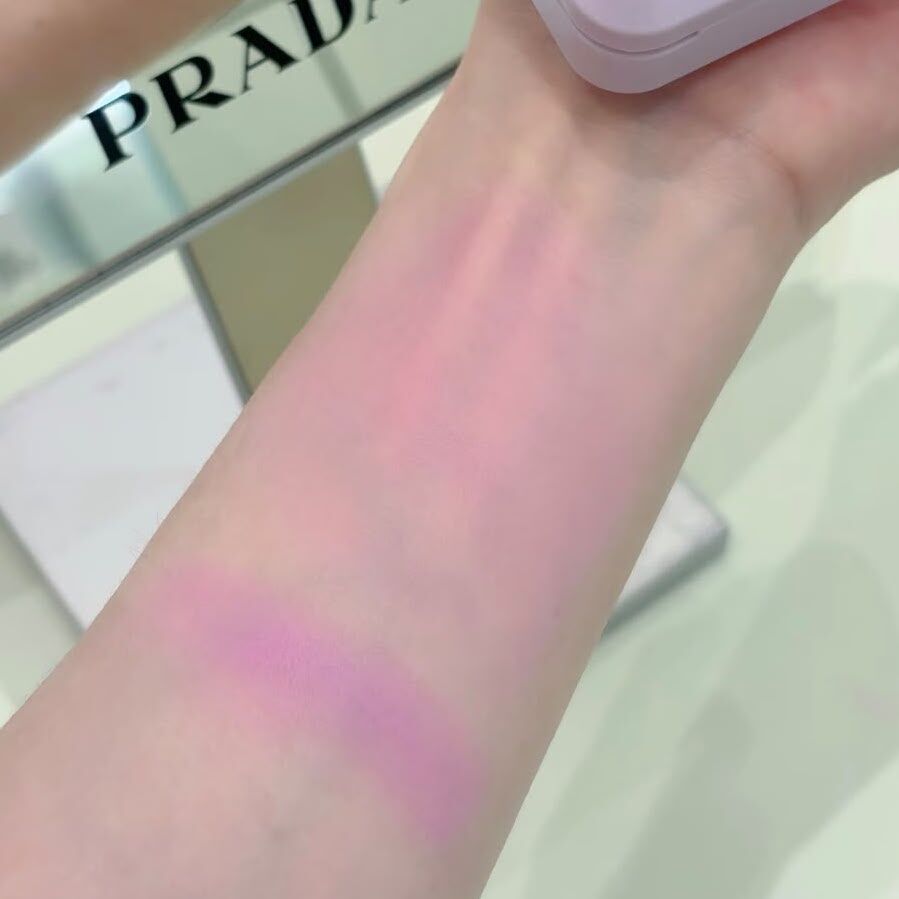 Prada - 幻光紫系列 Wisteria Collection  經典潤唇膏 #U003幻光紫 / 柔霧多用膏 #P36粉霧紫