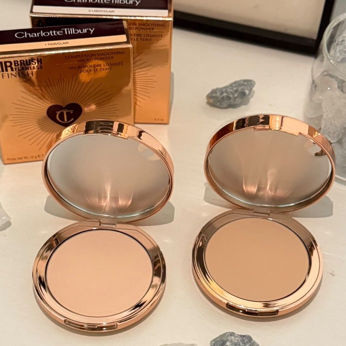 Charlotte Tilbury - Airbrush Flawless Finish Limited Edition 流沙限定小金盤粉餅  #0 Light  #1 Fair