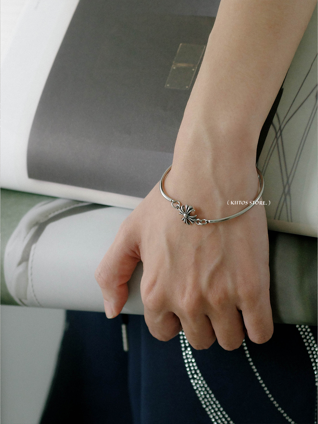 【現貨】韓國代購 OFUSE Cross Round Bracelet 克羅心風 十字架 手鍊式 手環