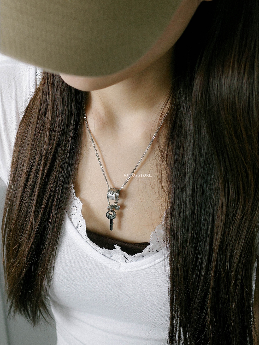 【現貨】韓國代購 OFUSE Garden Necklace 愛的鑰匙 花園環 蝴蝶 愛心 心型扣 項鍊