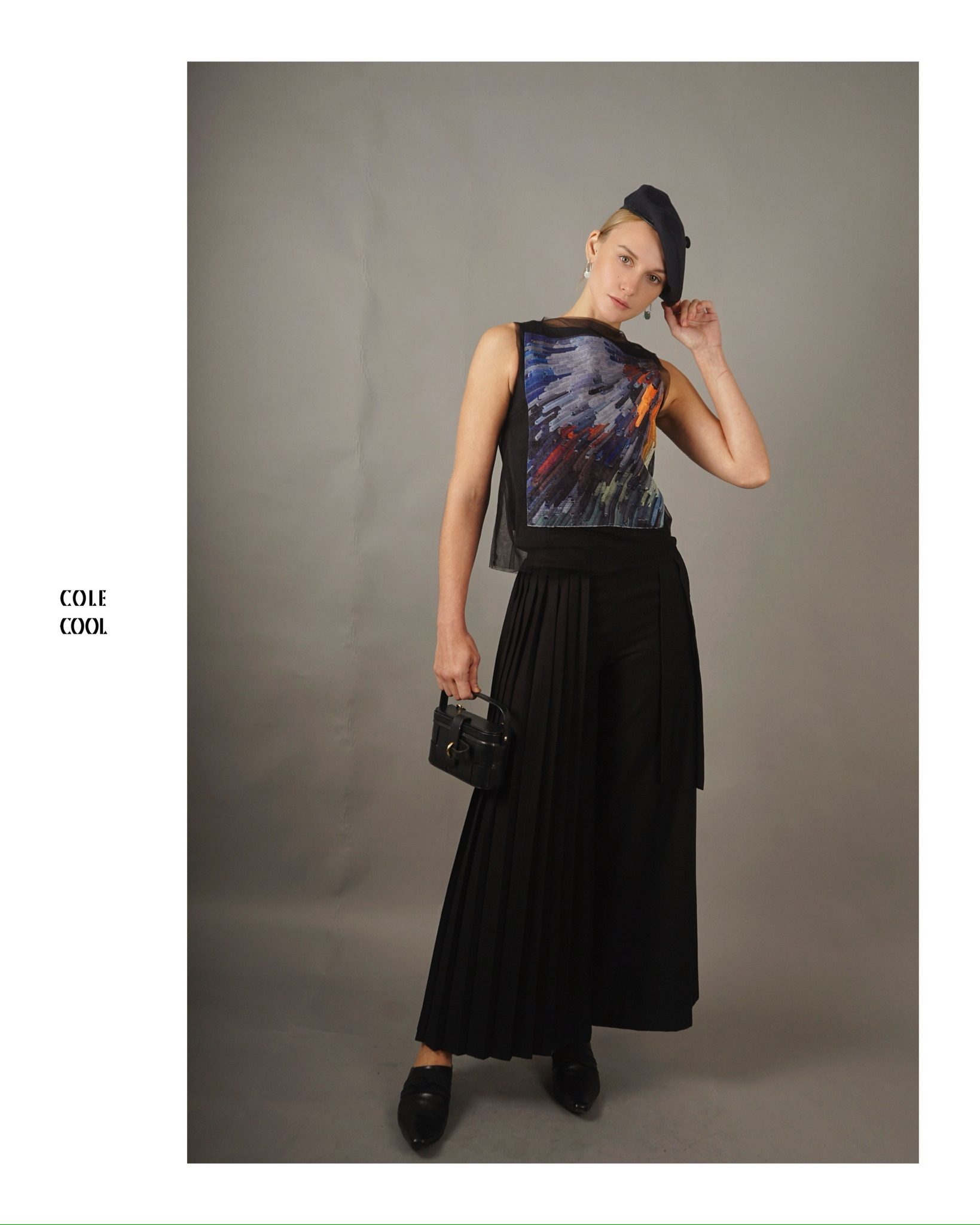 COLE COOL HONG KONG Geo-park Gem printed 2-sides wear top