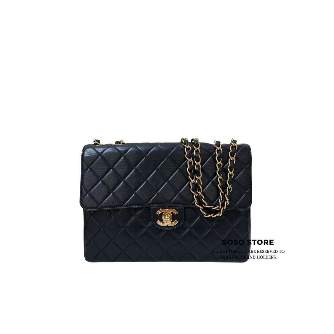 Chanel Vintage Quilted Jumbo Classic Flap Bag - Black / GHW