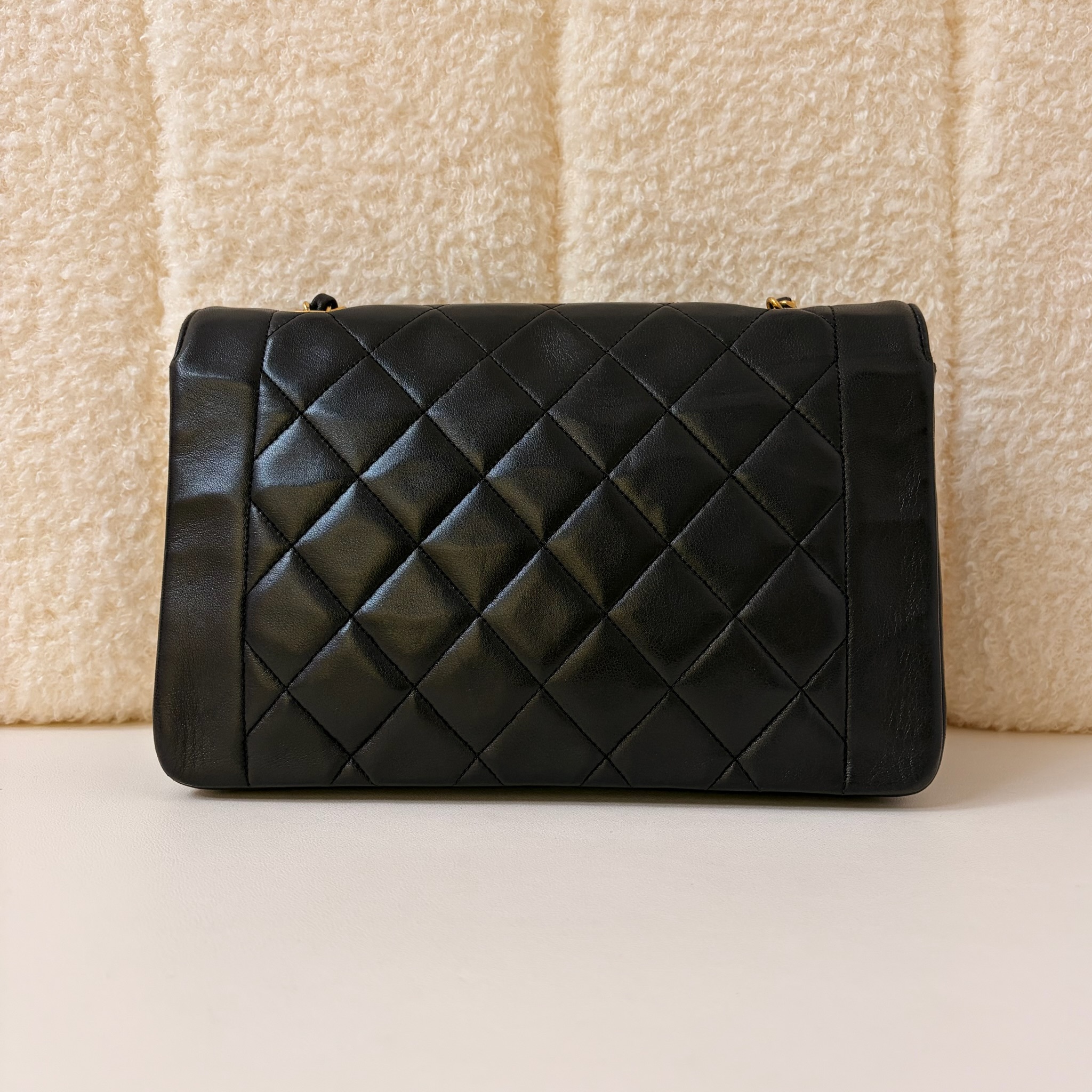 Chanel Diana Flap Bag - Black / GHW